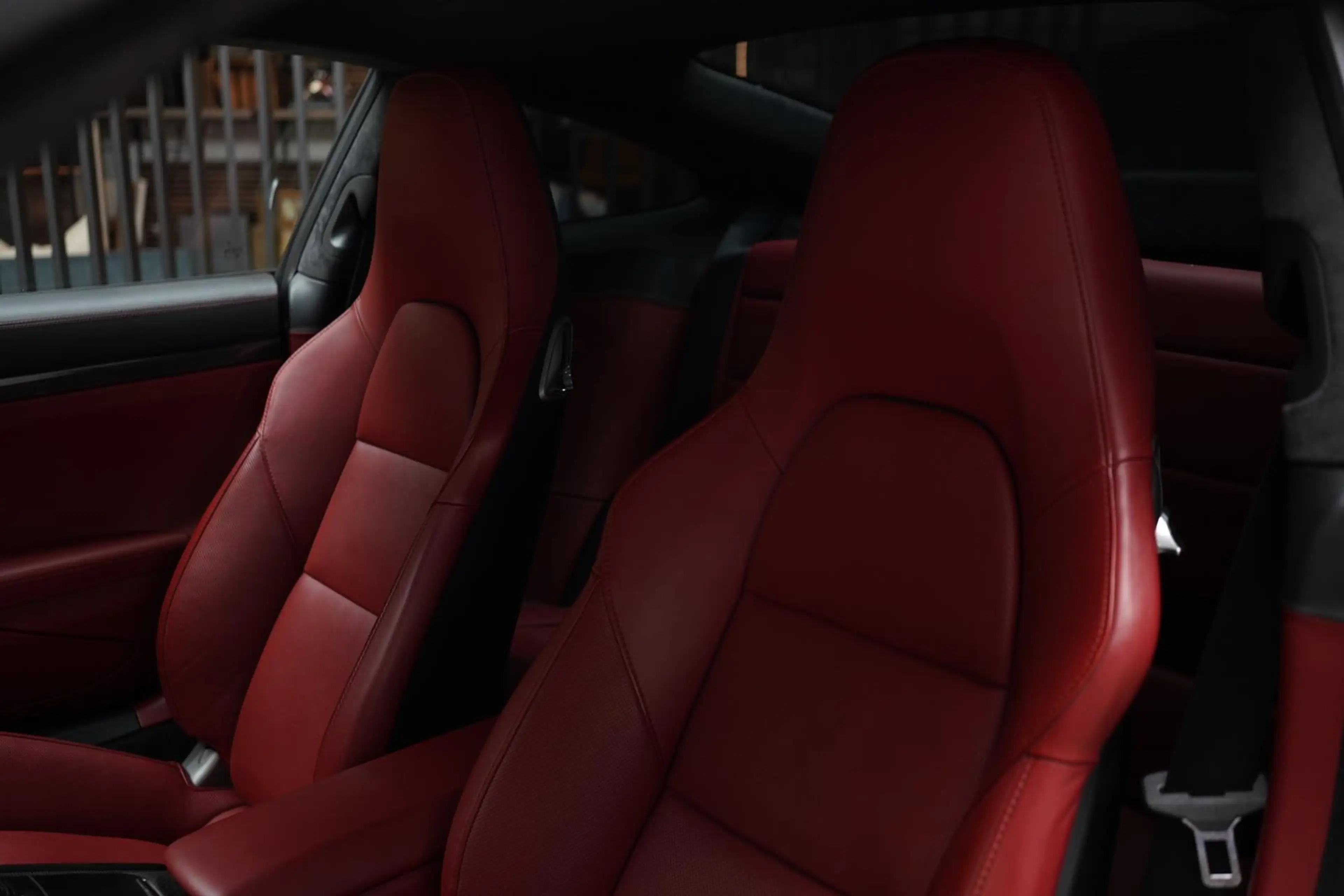 Porsche 911 Turbo S Coupe | Burm | Schiebedach | 18-Wege — photo 14
