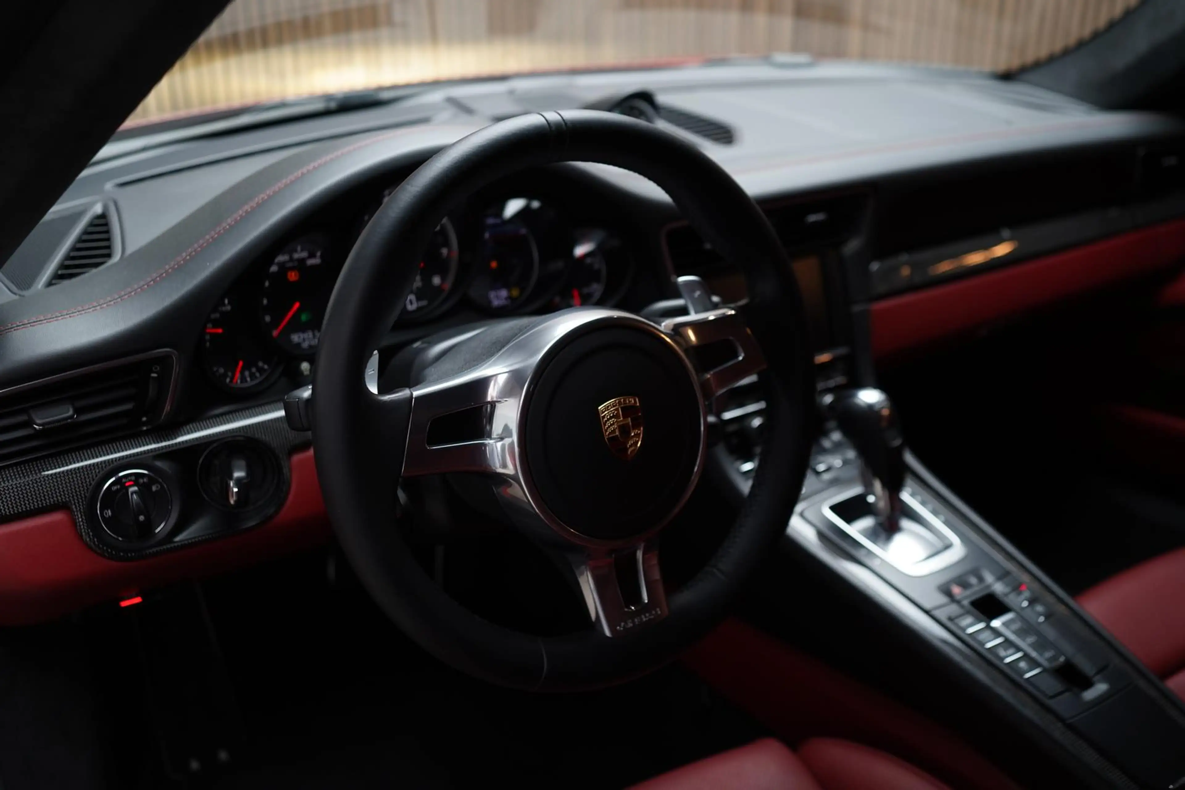 Porsche 911 Turbo S Coupe | Burm | Schiebedach | 18-Wege — photo 12