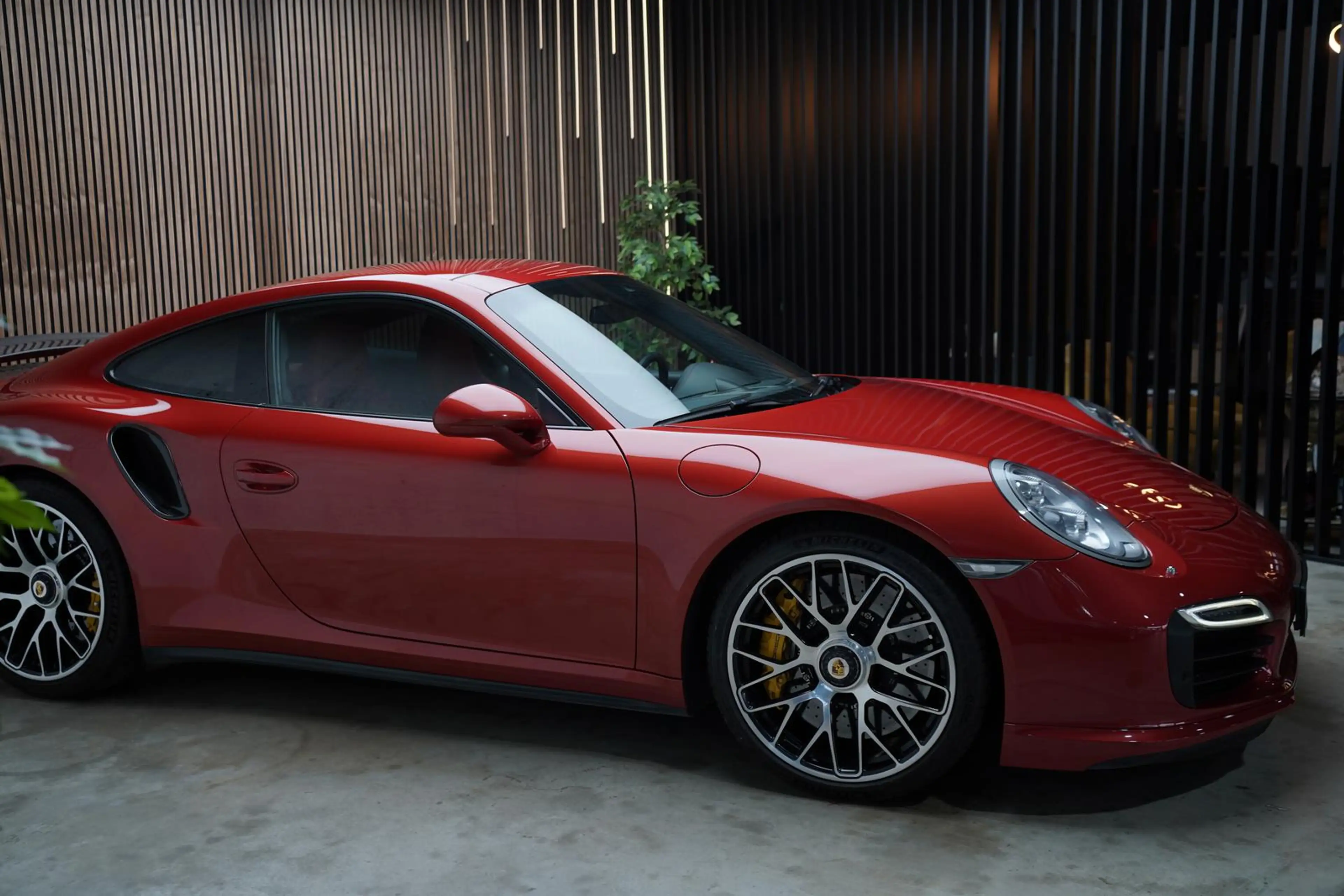 Porsche 911 Turbo S Coupe | Burm | Schiebedach | 18-Wege — photo 5