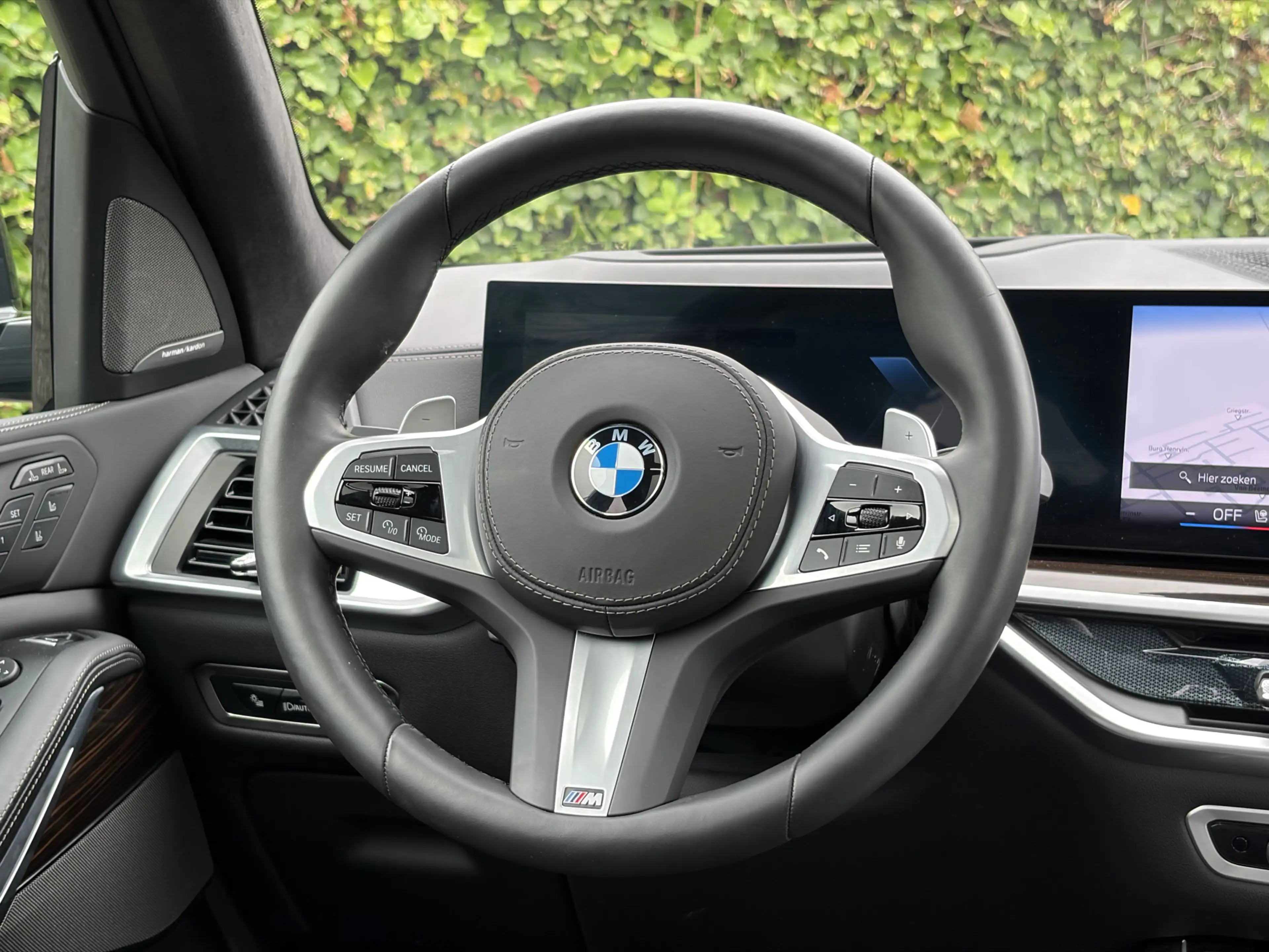 BMW X7 xDrive40i | M-Sport Pro | Panorama Sky Lounge | In — photo 15