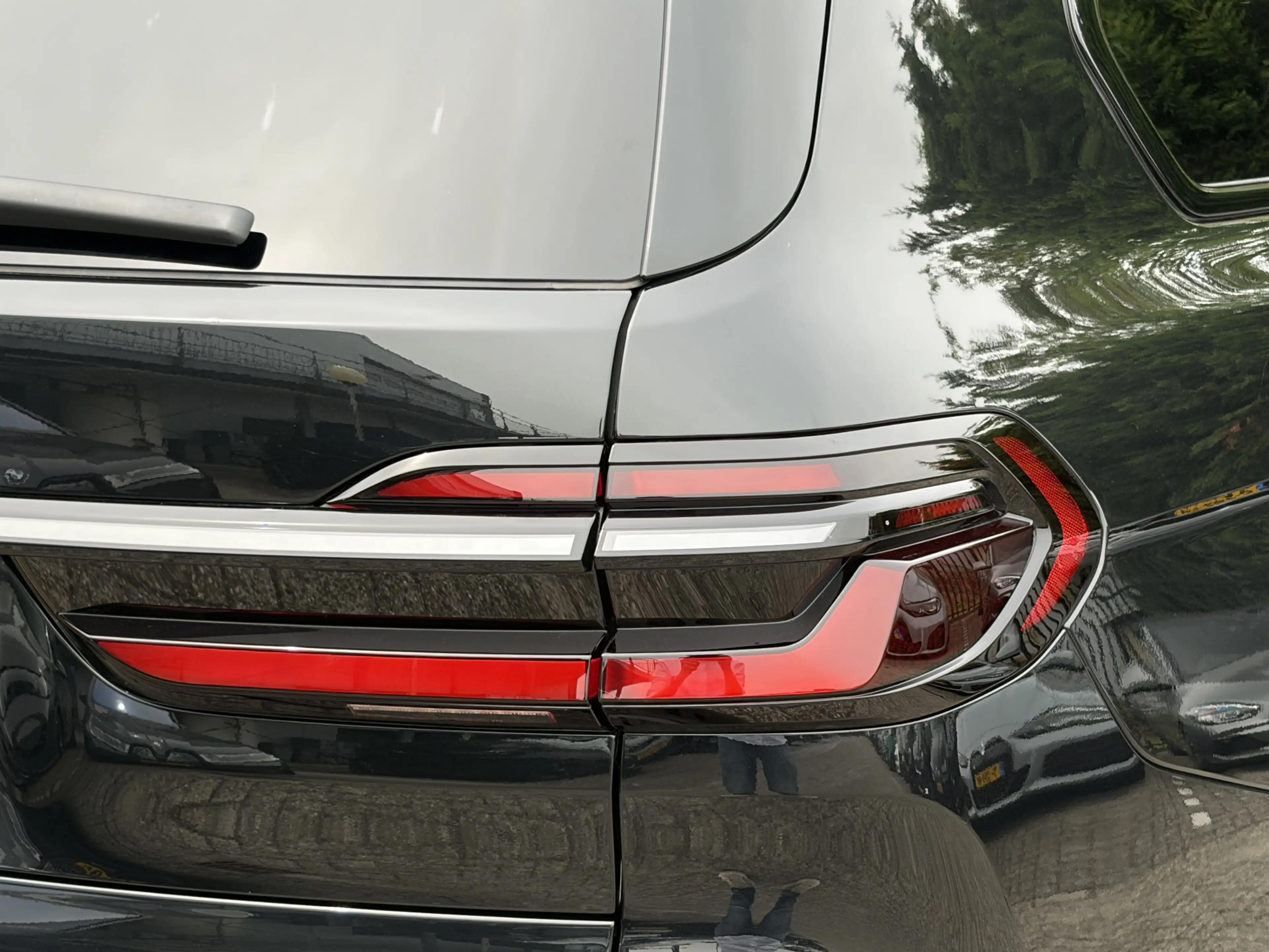BMW X7 xDrive40i | M-Sport Pro | Panorama Sky Lounge | In — photo 4