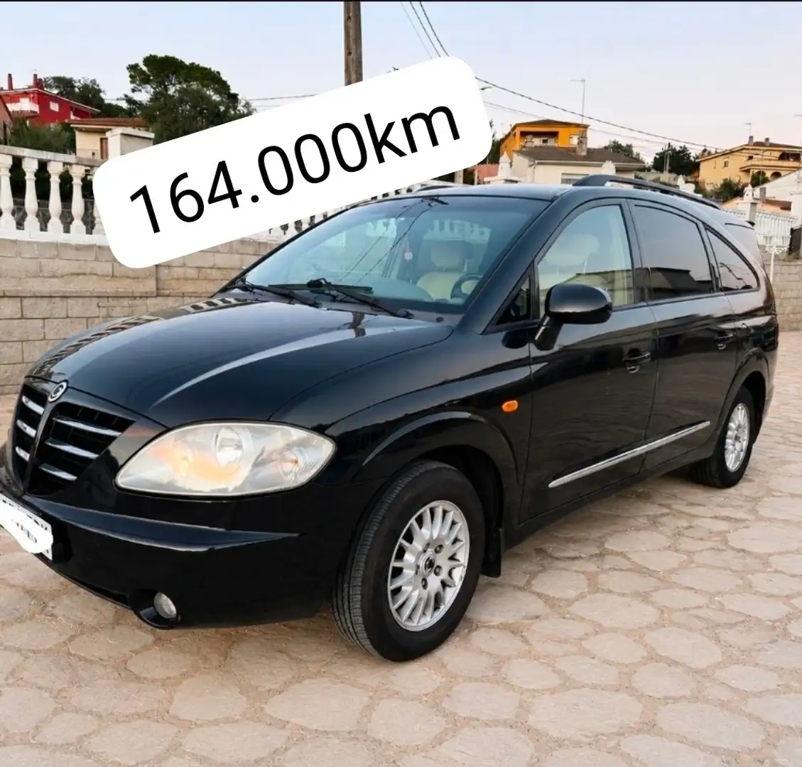 SsangYong Rodius 270 Xdi 165 - 1