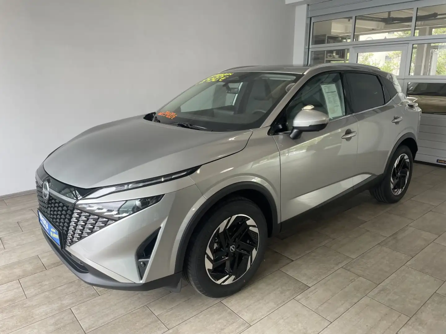 Nissan Qashqai 1.3 N-Connecta DIG-T mHEV X-TRONIC Navi Silber - 1