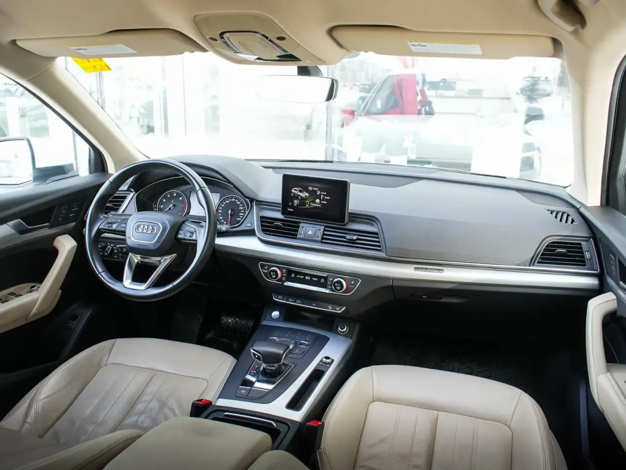 Audi Q5 снимка Audi Q5