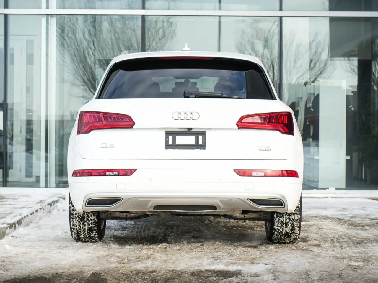 Audi Q5 снимка Audi Q5