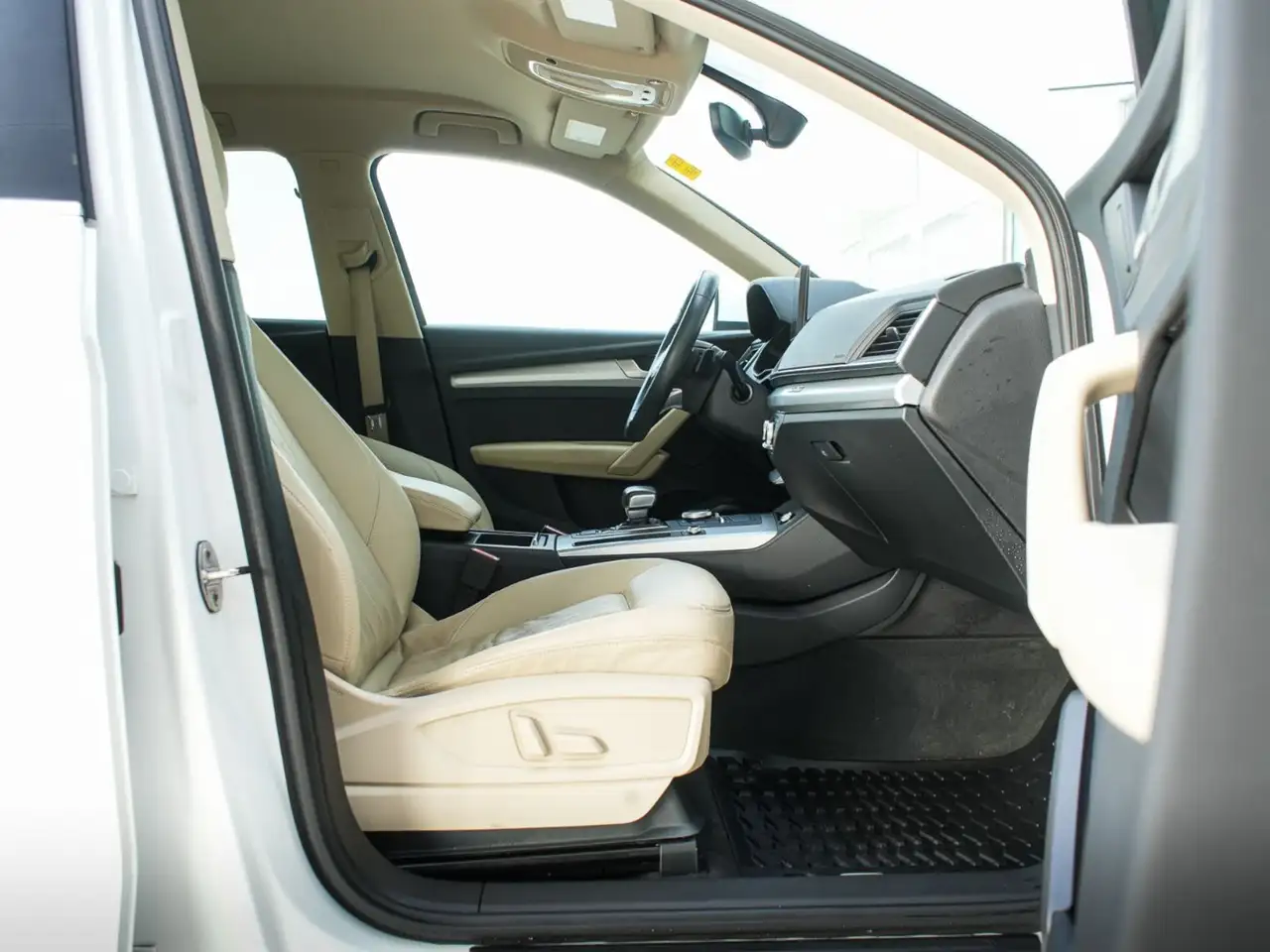 Audi Q5 снимка Audi Q5