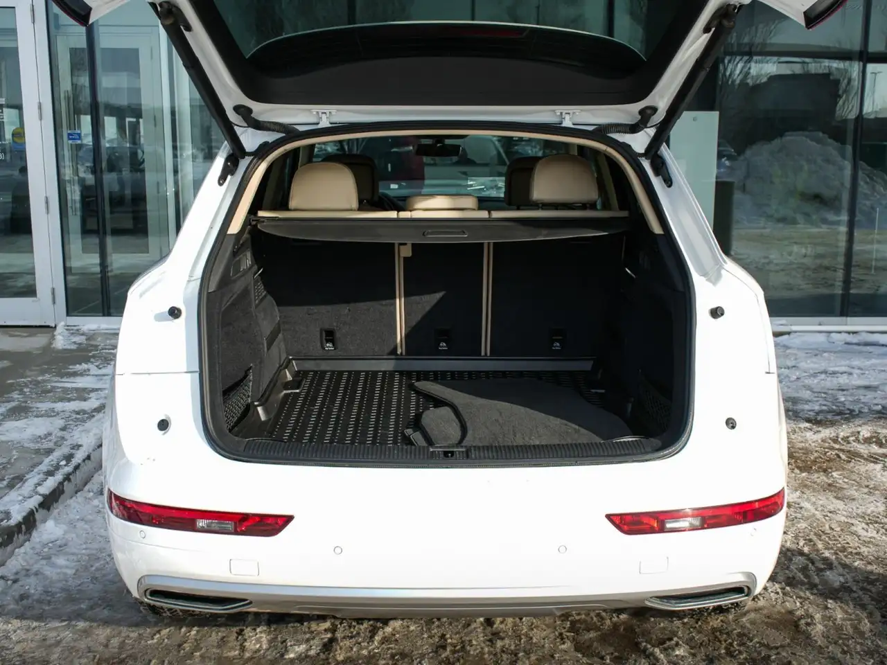 Audi Q5 снимка Audi Q5