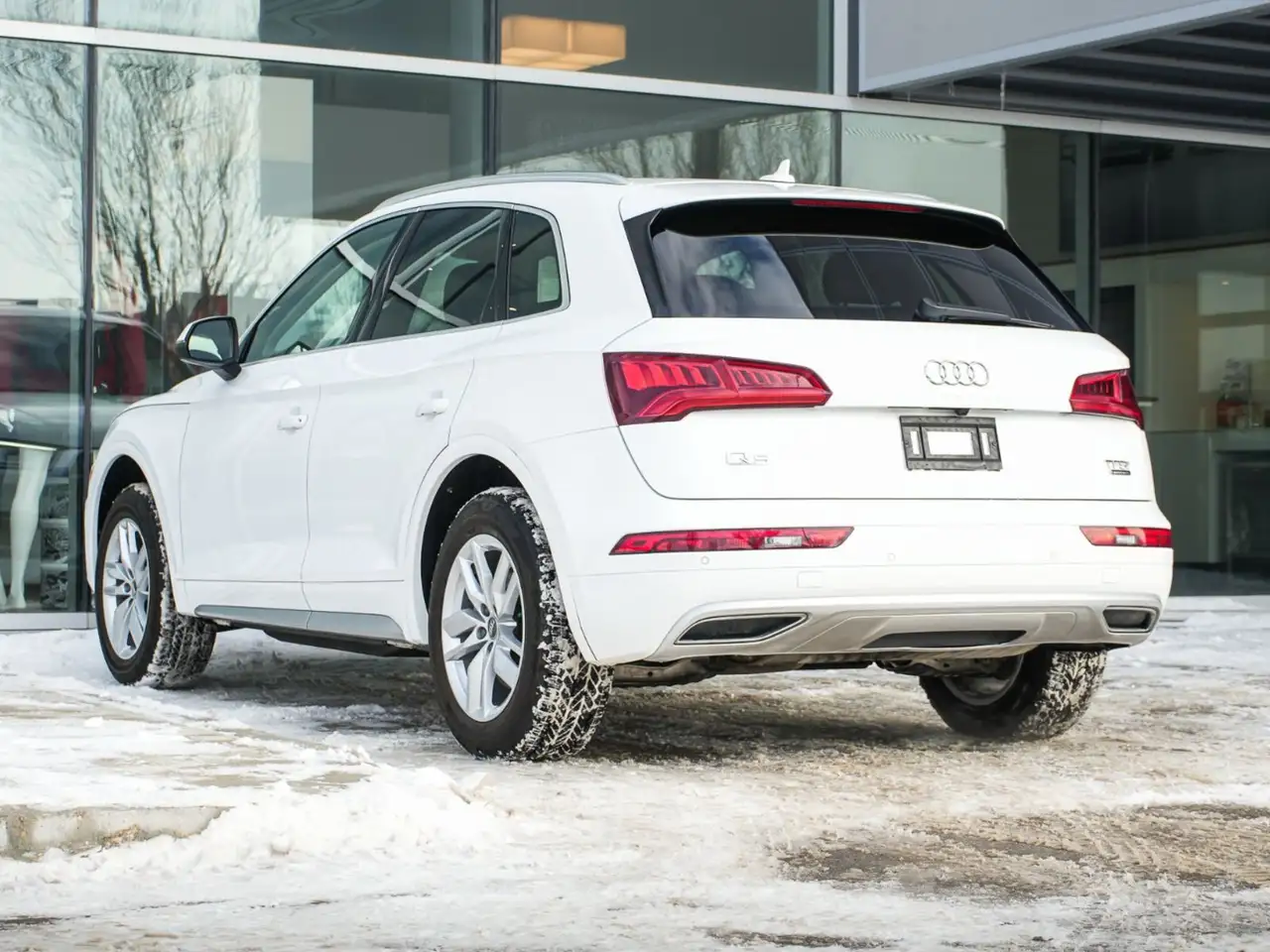 Audi Q5 снимка Audi Q5