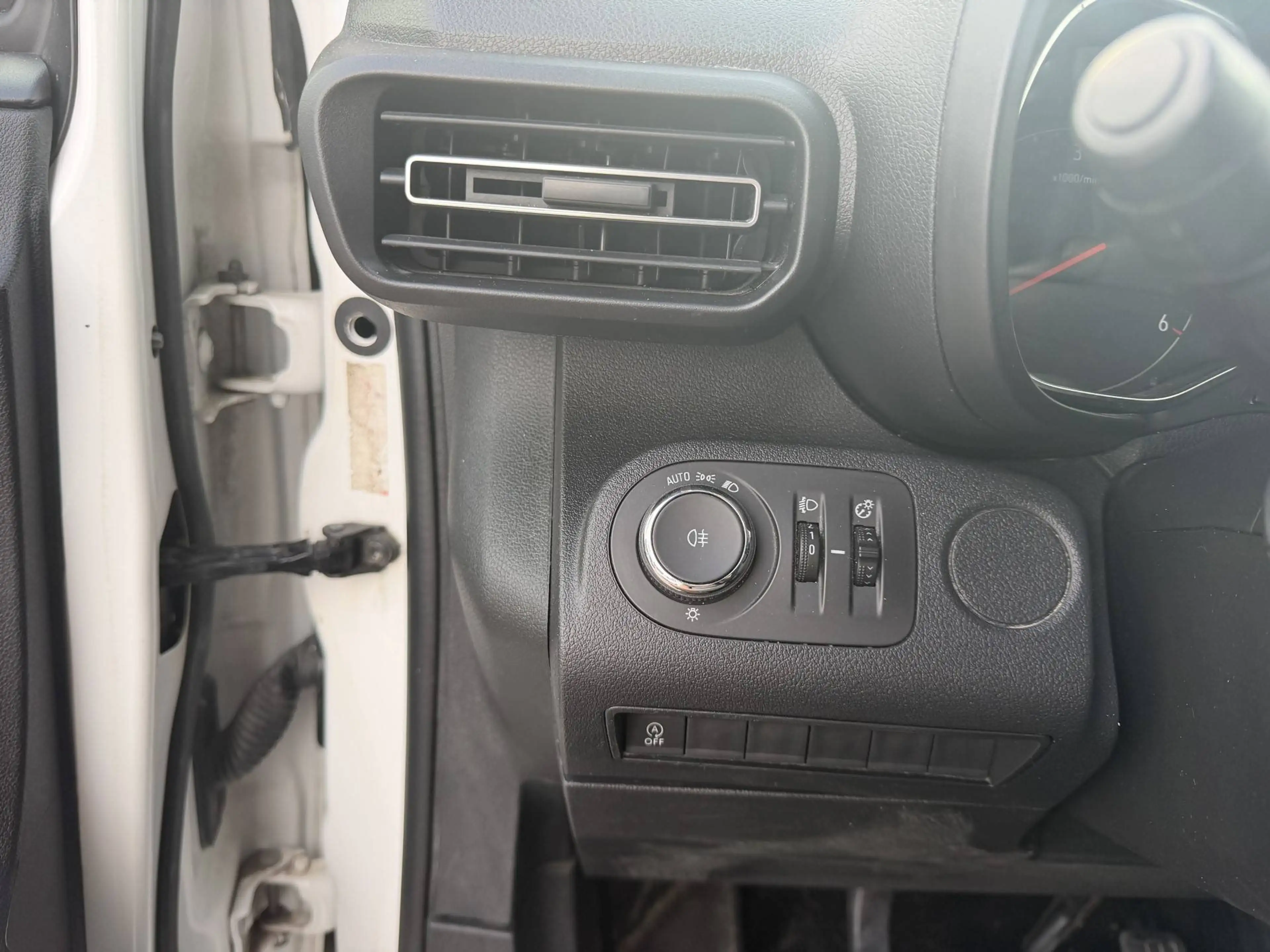 Opel Combo L2 *Pickerl NEU*Klima*AHL*Dachträger* — photo 8