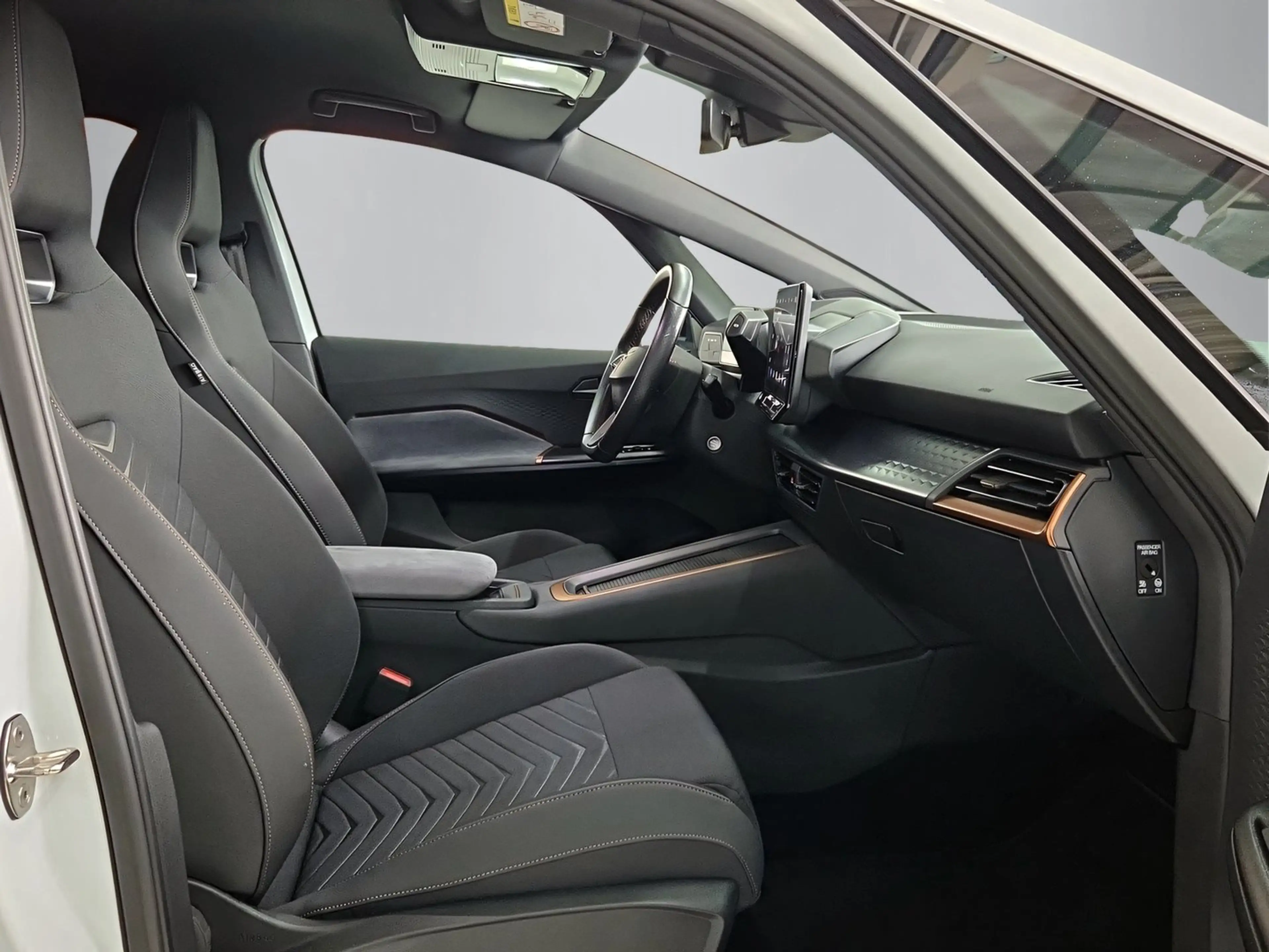 CUPRA Born 58 150kW/204PS — photo 11