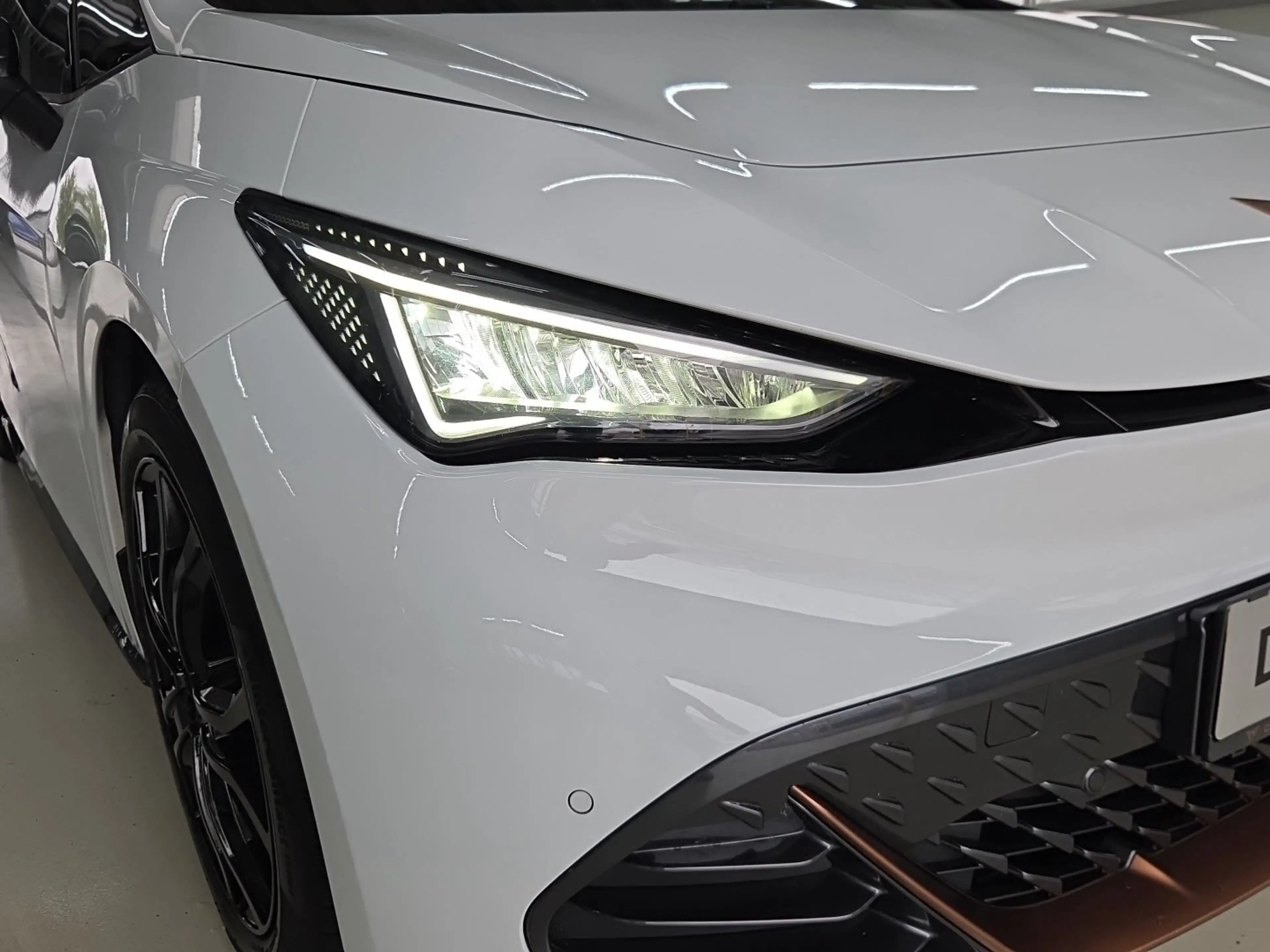 CUPRA Born 58 150kW/204PS — photo 7
