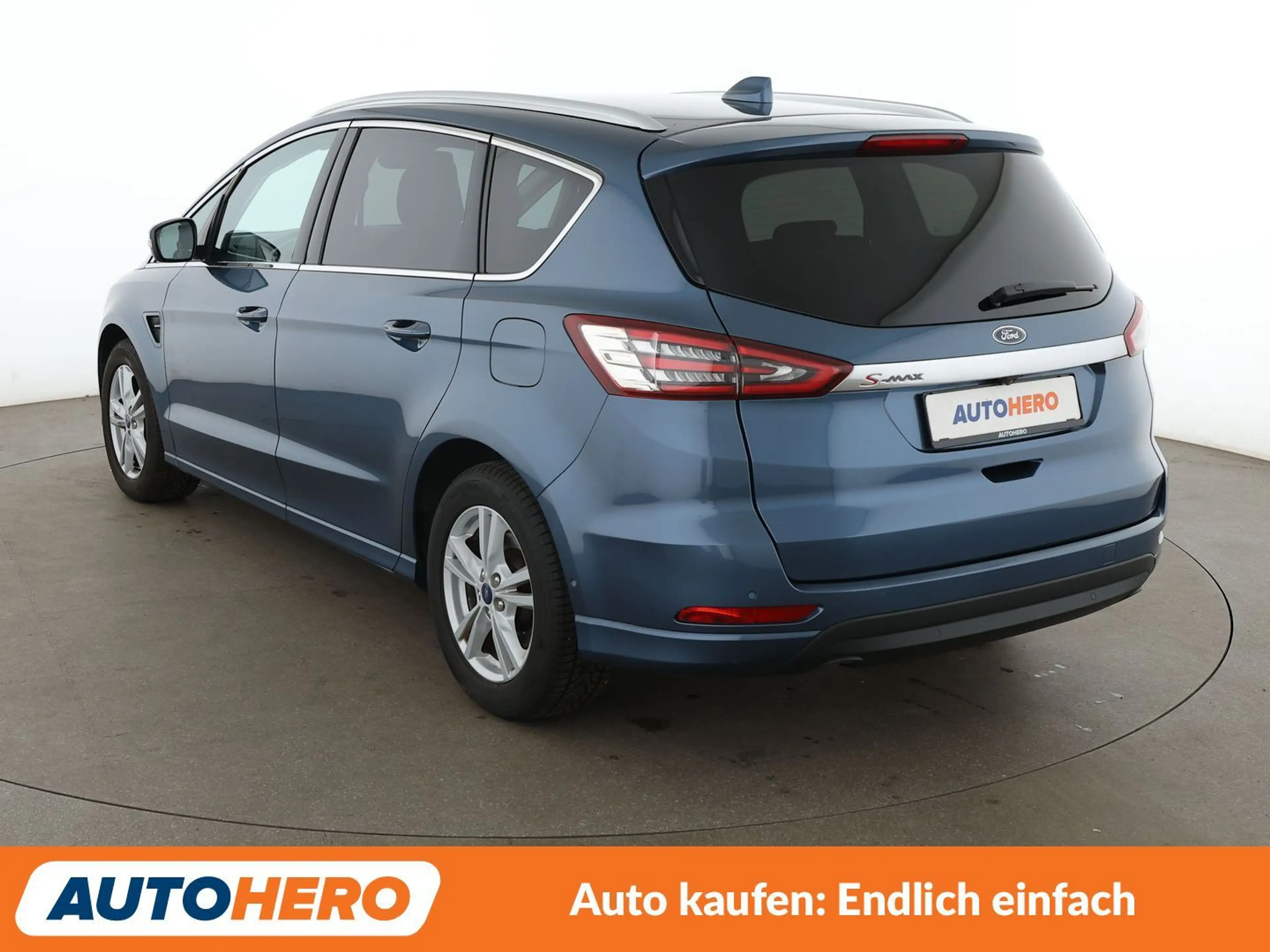 Ford S-Max 2.0 TDCi EcoBlue Titanium *NAVI*LED*ACC*CAM*PDC* — photo 4