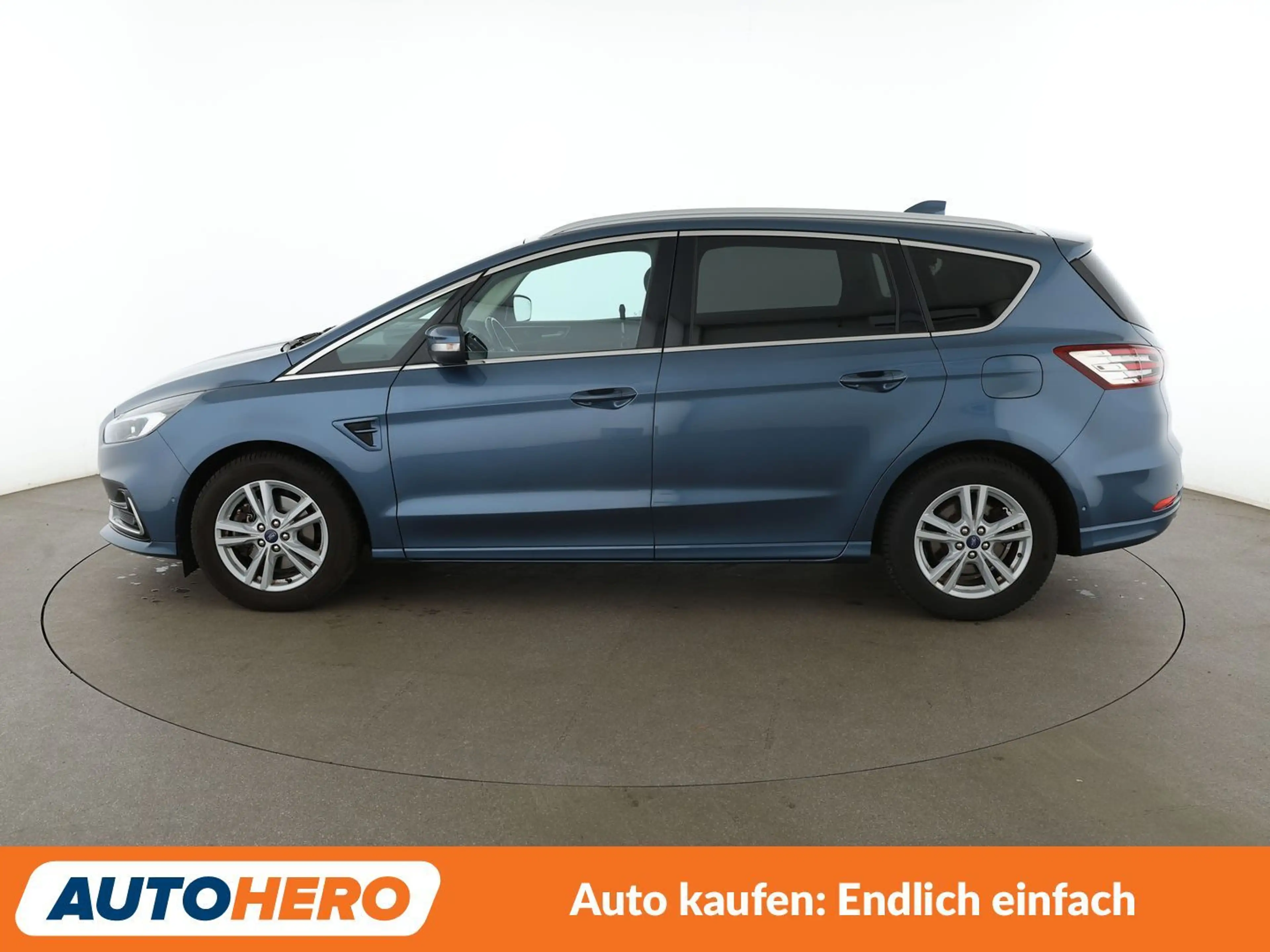 Ford S-Max 2.0 TDCi EcoBlue Titanium *NAVI*LED*ACC*CAM*PDC* — photo 3