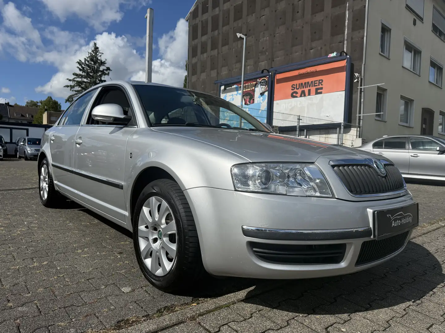 Skoda Superb Diesel 2.0 TDI DPF Highline Sitzheizung Argent - 1