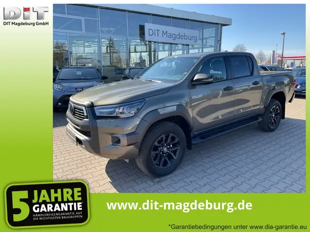 Toyota Hilux 2.8 Invincible 48V ACC+LED+Navi+SHZ+AHK+LM