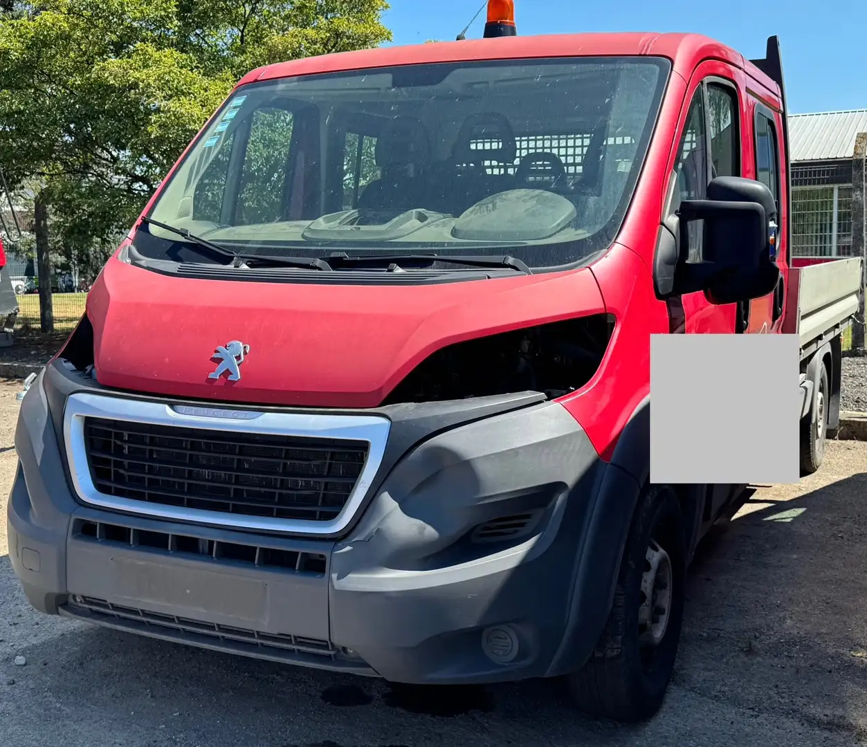 Peugeot Boxer BOXER Benne 2.0l   163ch   7 places long chassis Rouge - 2