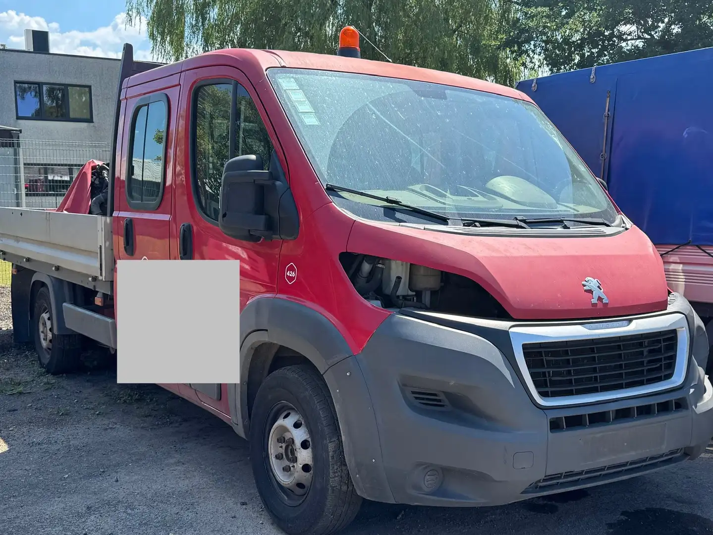 Peugeot Boxer BOXER Benne 2.0l   163ch   7 places long chassis Rouge - 1