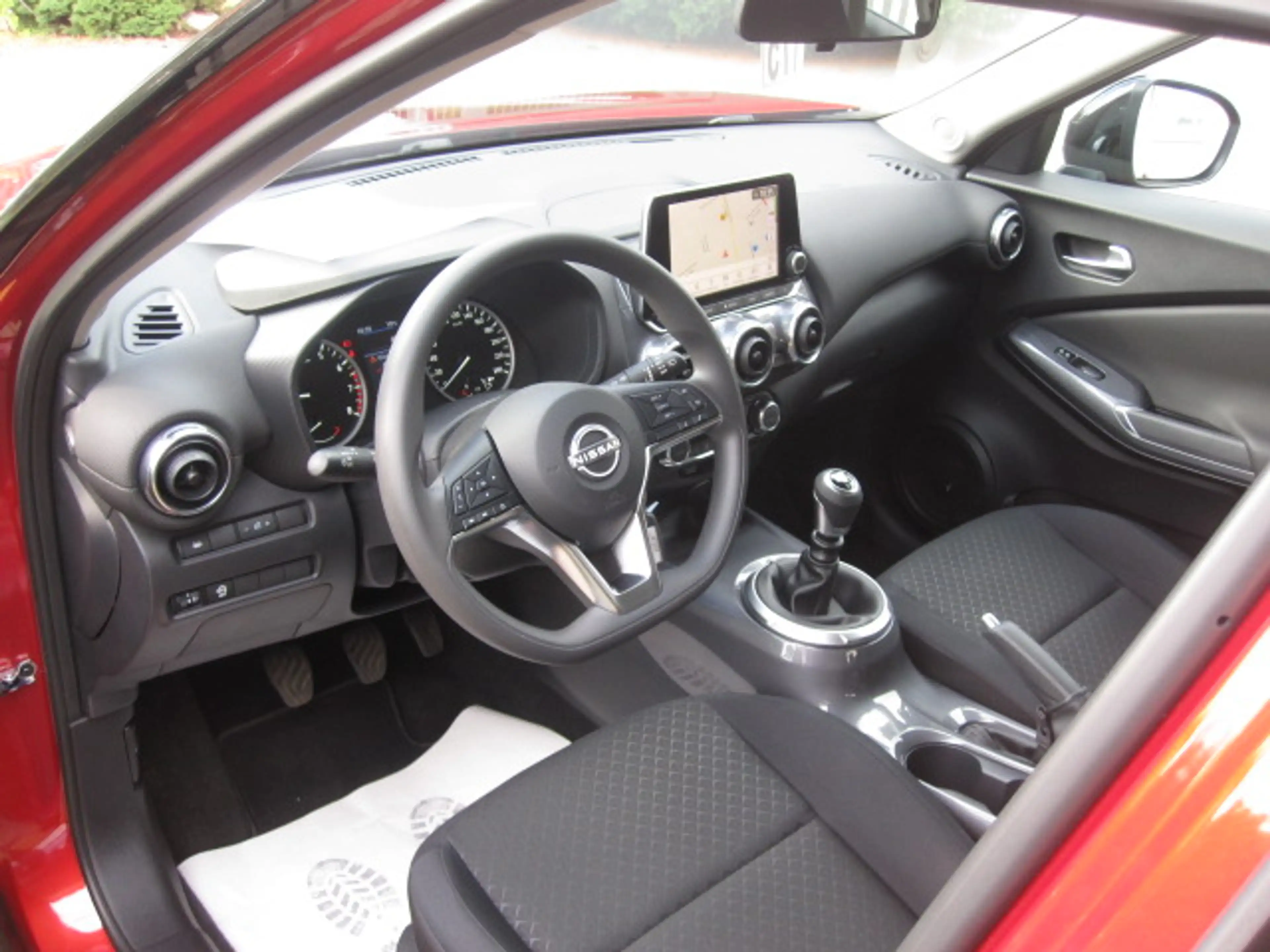 Nissan Juke Juke 1.0 DIG-T Acenta — photo 15