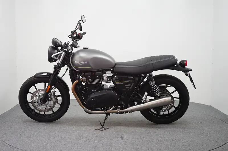 Triumph Speed Twin - foto 8