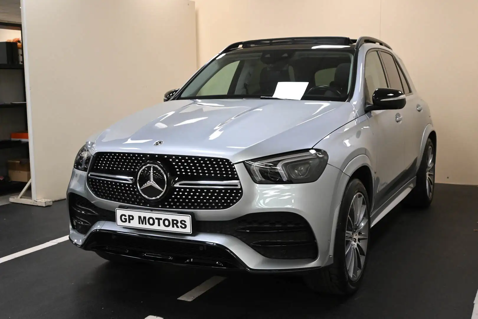 Mercedes-Benz GLE 350 GLE 350 de hybrid EQ 4Matic Premium Night Grau - 2