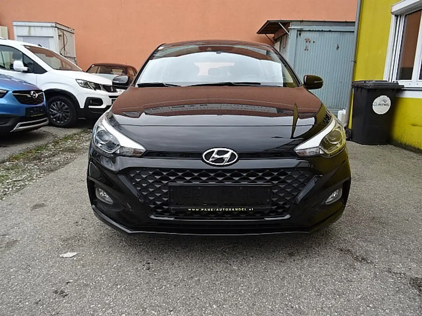 Hyundai i20 1,0 T-GDI Level 3 Schwarz - 1
