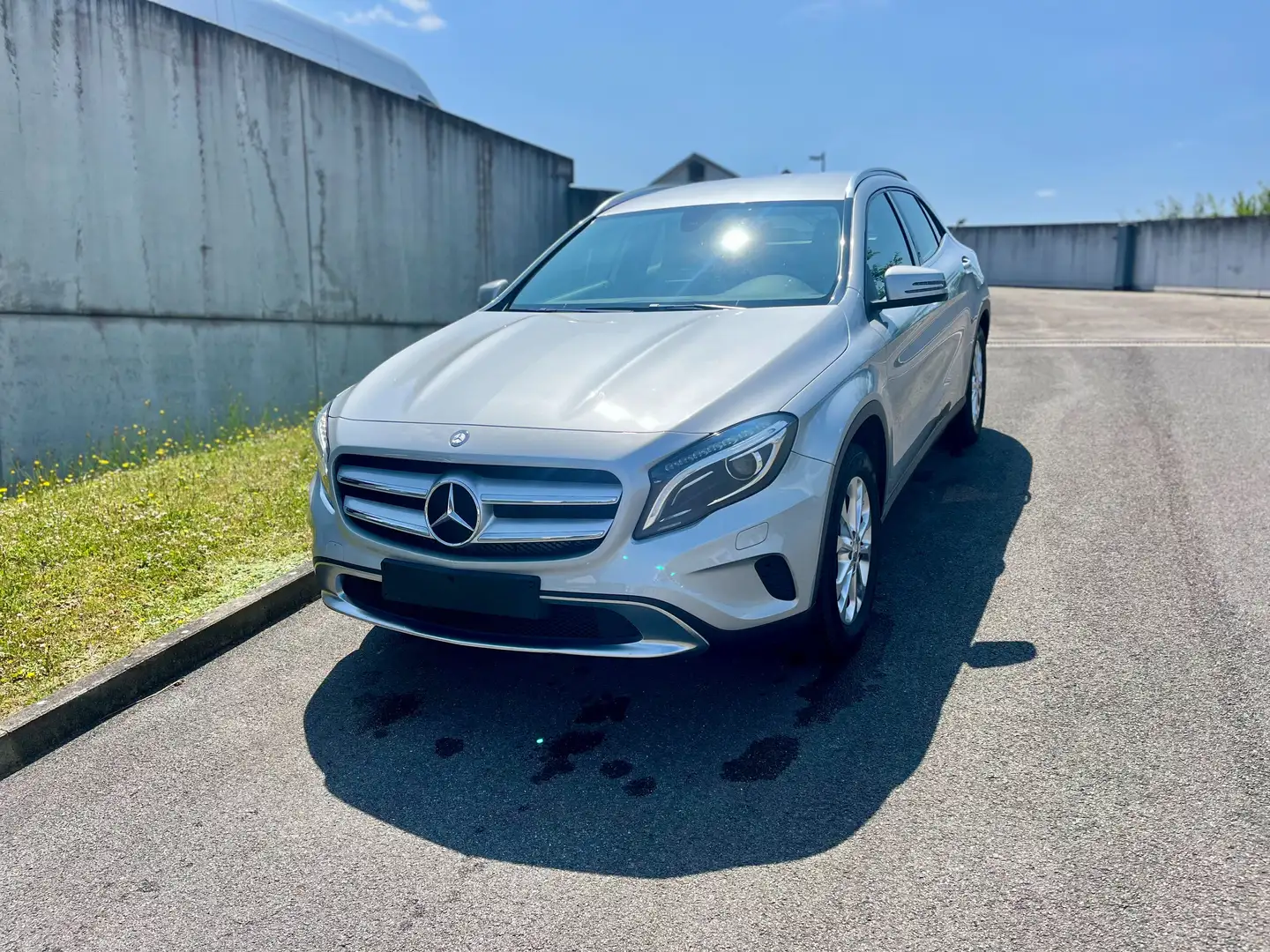 Mercedes-Benz GLA 200 GLA 200 d Gris - 1