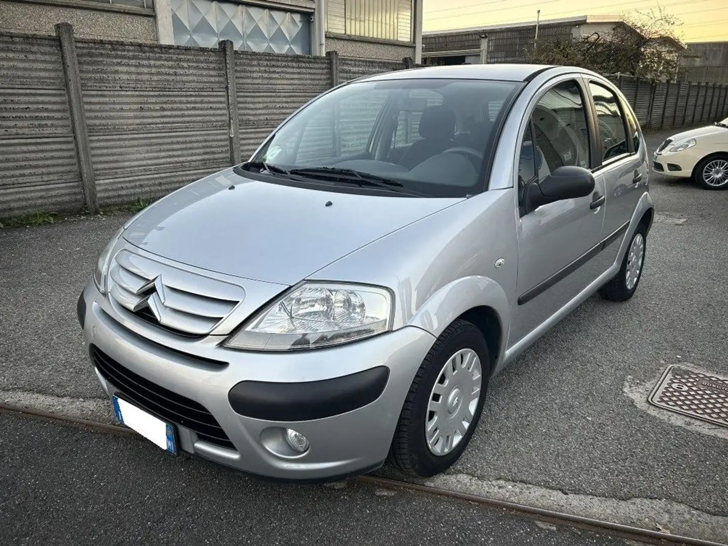 Citroen C3 1.1 *OK NEOPATENTATI* *UNIPRO* *FINANZIABILE* Argent - 2
