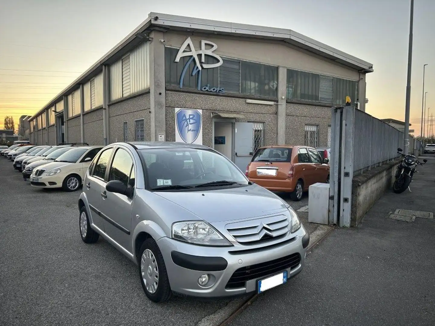 Citroen C3 1.1 *OK NEOPATENTATI* *UNIPRO* *FINANZIABILE* Argent - 1