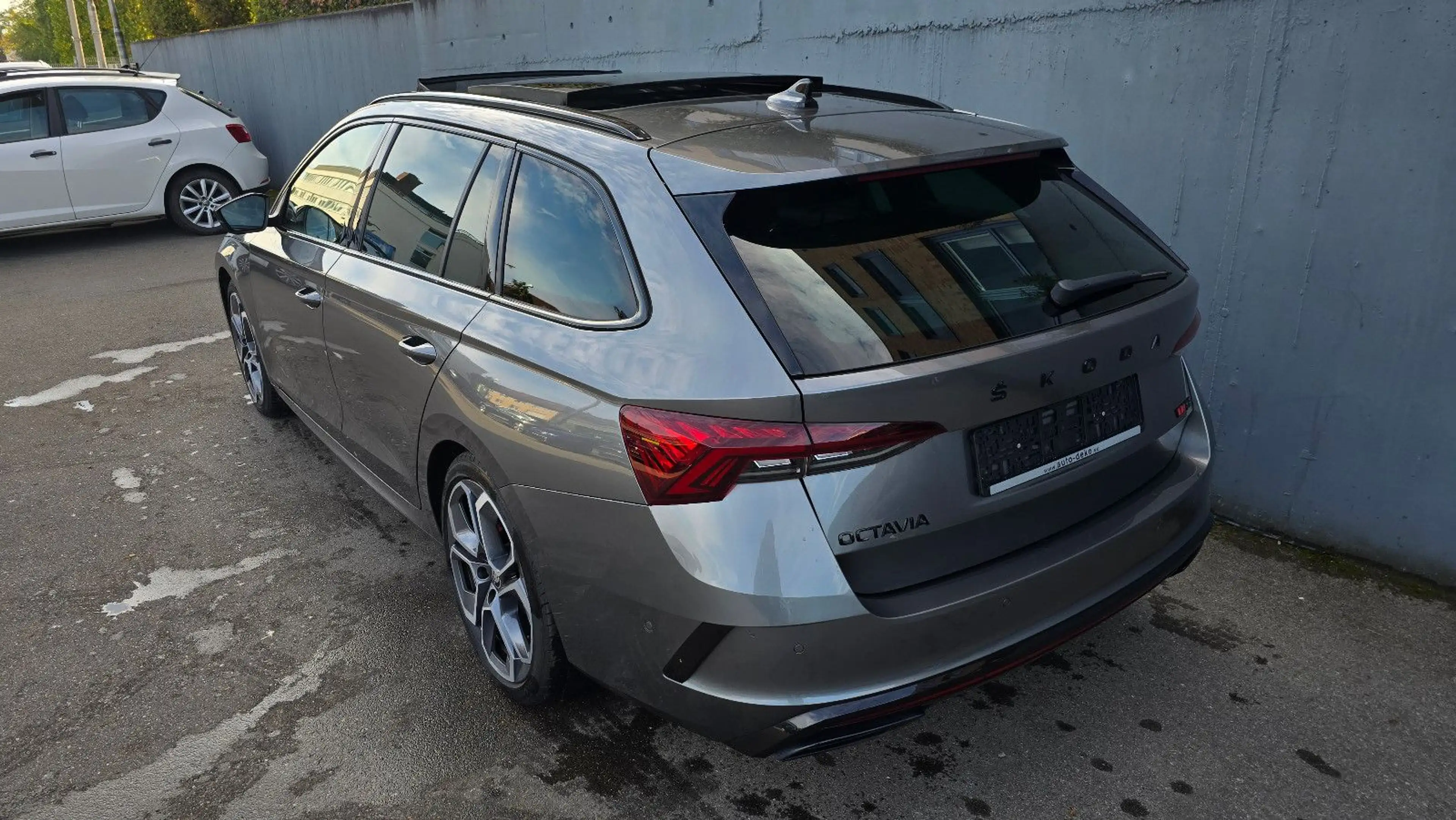 Skoda Octavia RS DSG Edition Pano/ACC/DCC/360/AHK/VOLL — photo 3