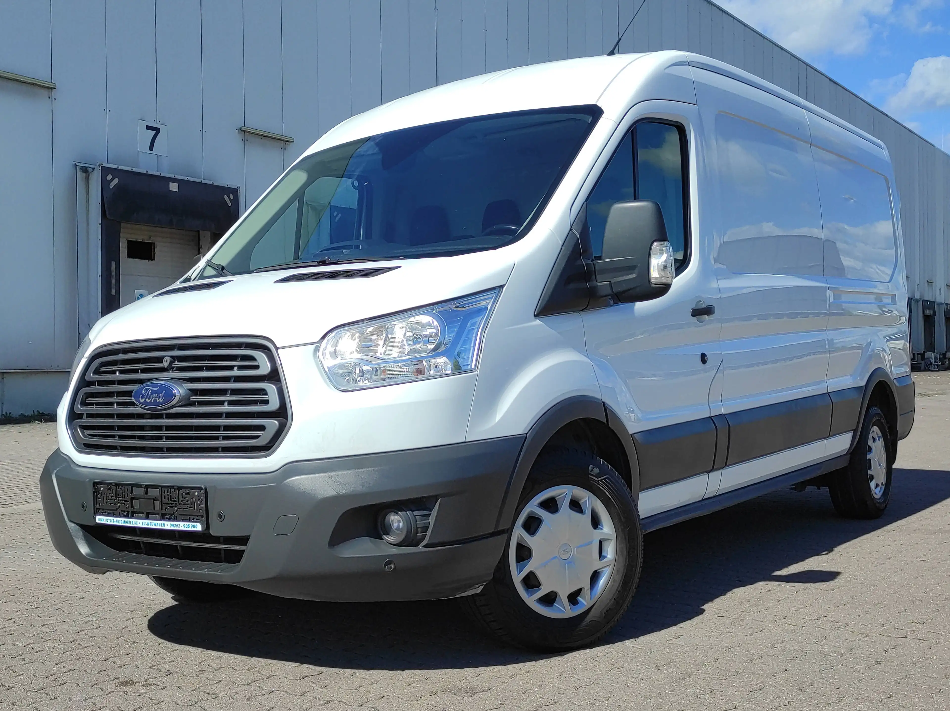 Ford Transit 2.0 KLIMA EURO-6 TEMP BC AHK 330 L3 Trend ALLWETTER PDCv+h ESP 6-GANG RADIO-USB — photo 2