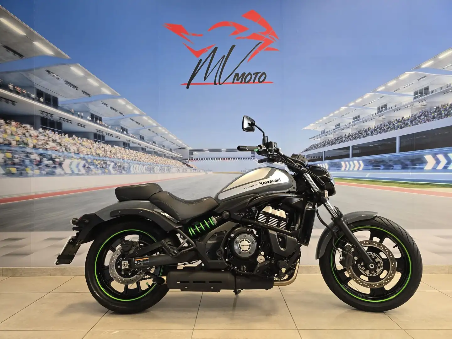 Kawasaki Vulcan S "Cafè" - 06/2018 - 1