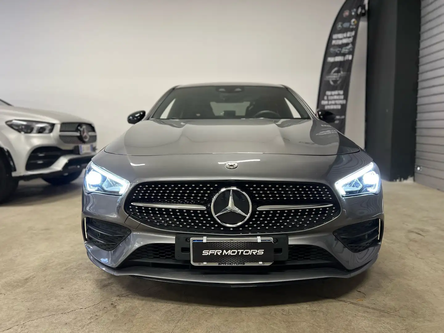 Mercedes-Benz CLA 180 Premium AMG 1.3 136cv - TAGLIANDI CERTIFICATI Grigio - 2