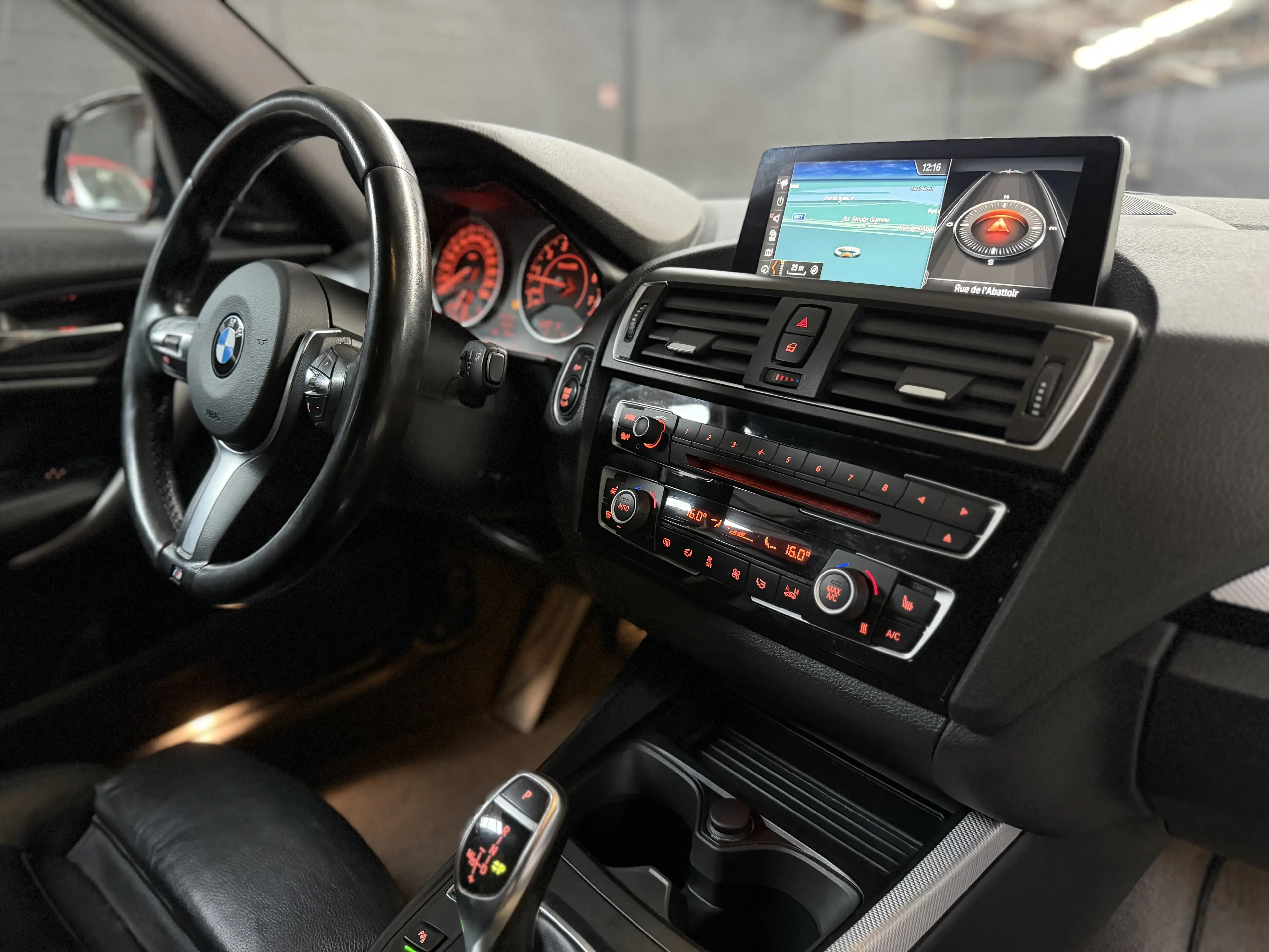 BMW 135 i * XDRIVE * CARPLAY * SONO * GPS * RADAR AV/AR — photo 13