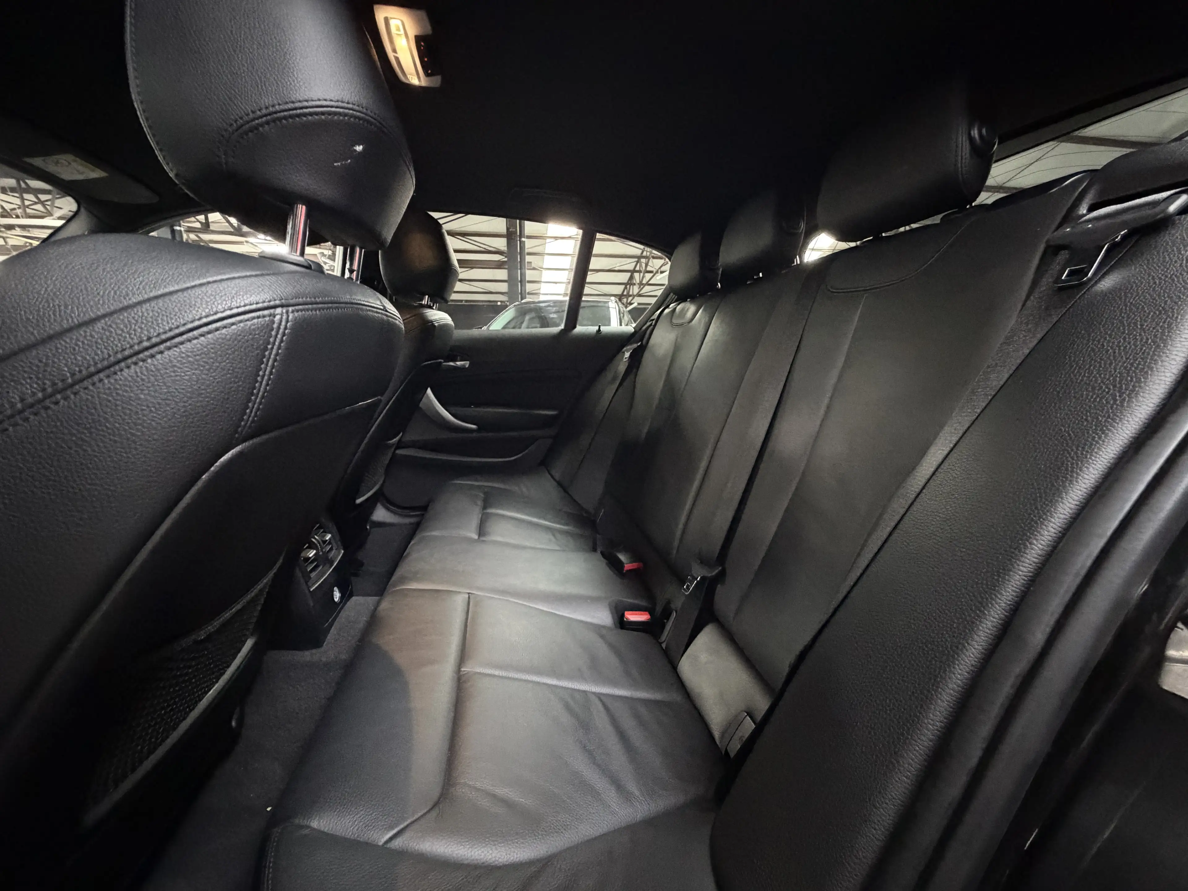 BMW 135 i * XDRIVE * CARPLAY * SONO * GPS * RADAR AV/AR — photo 9