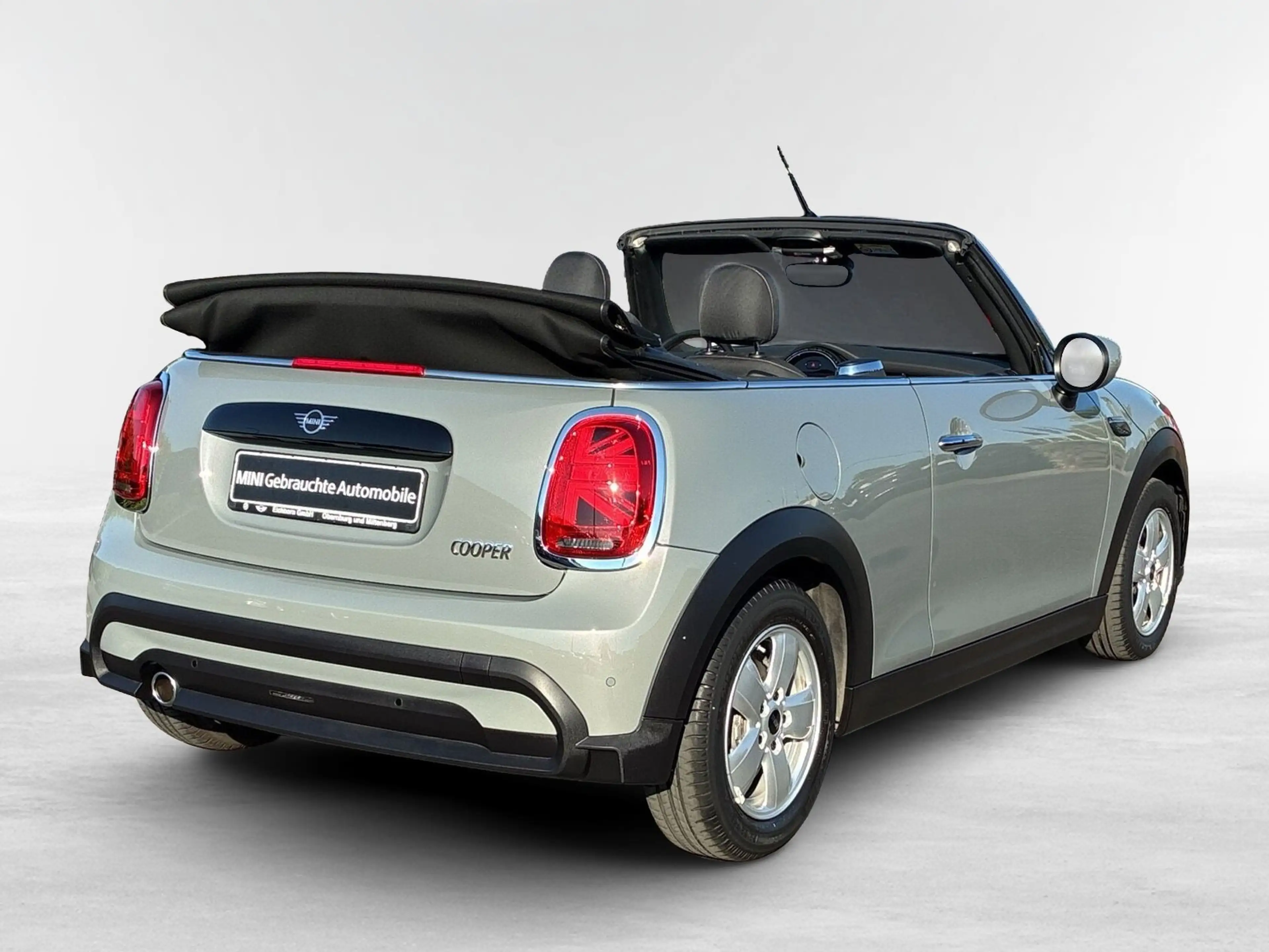 MINI Cooper Cabrio *NAVI.LM.PDC.LED-SW* — photo 9