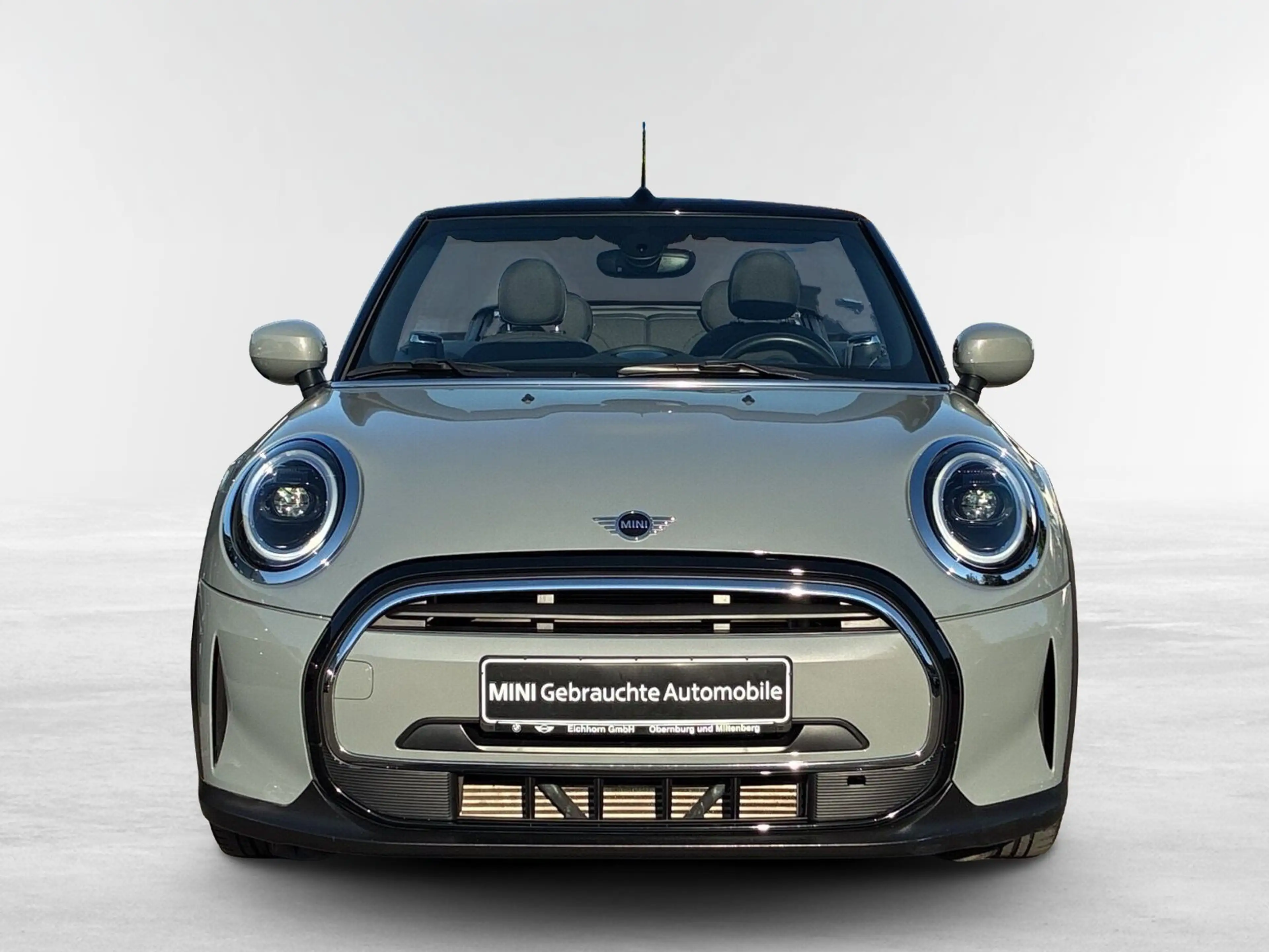 MINI Cooper Cabrio *NAVI.LM.PDC.LED-SW* — photo 4
