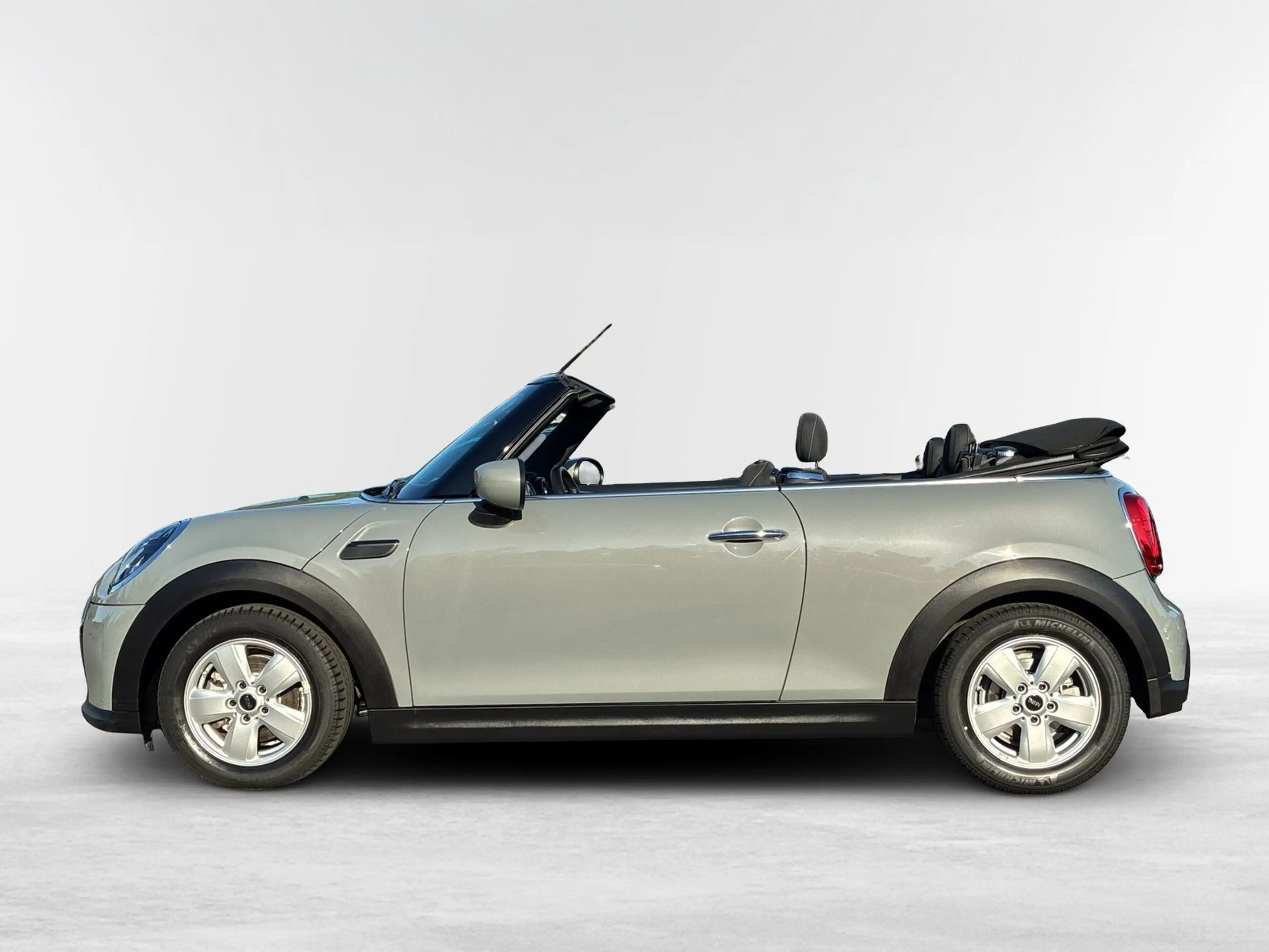 MINI Cooper Cabrio *NAVI.LM.PDC.LED-SW* — photo 6