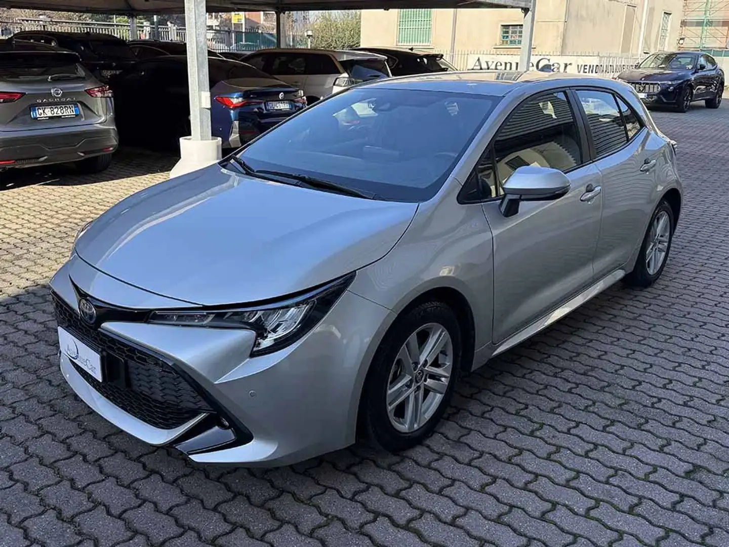 Toyota Corolla 1.8h Active cvt TELECAMERA CARPLAY PREZZO REALE Silber - 1