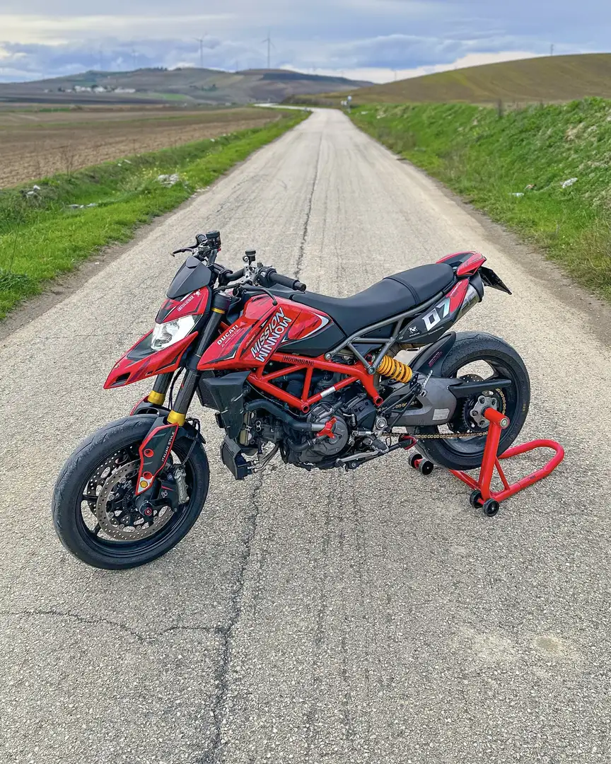 Ducati Hypermotard 950 RED - 1