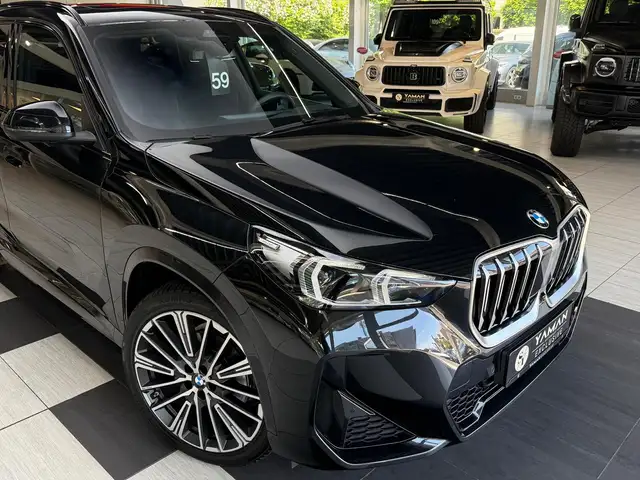 BMW X1 view 5