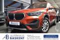 BMW X1 sDrive 18 d Advantage*KAMERA*NAVI*SHZ*PDC*ALU Orange - thumbnail 1