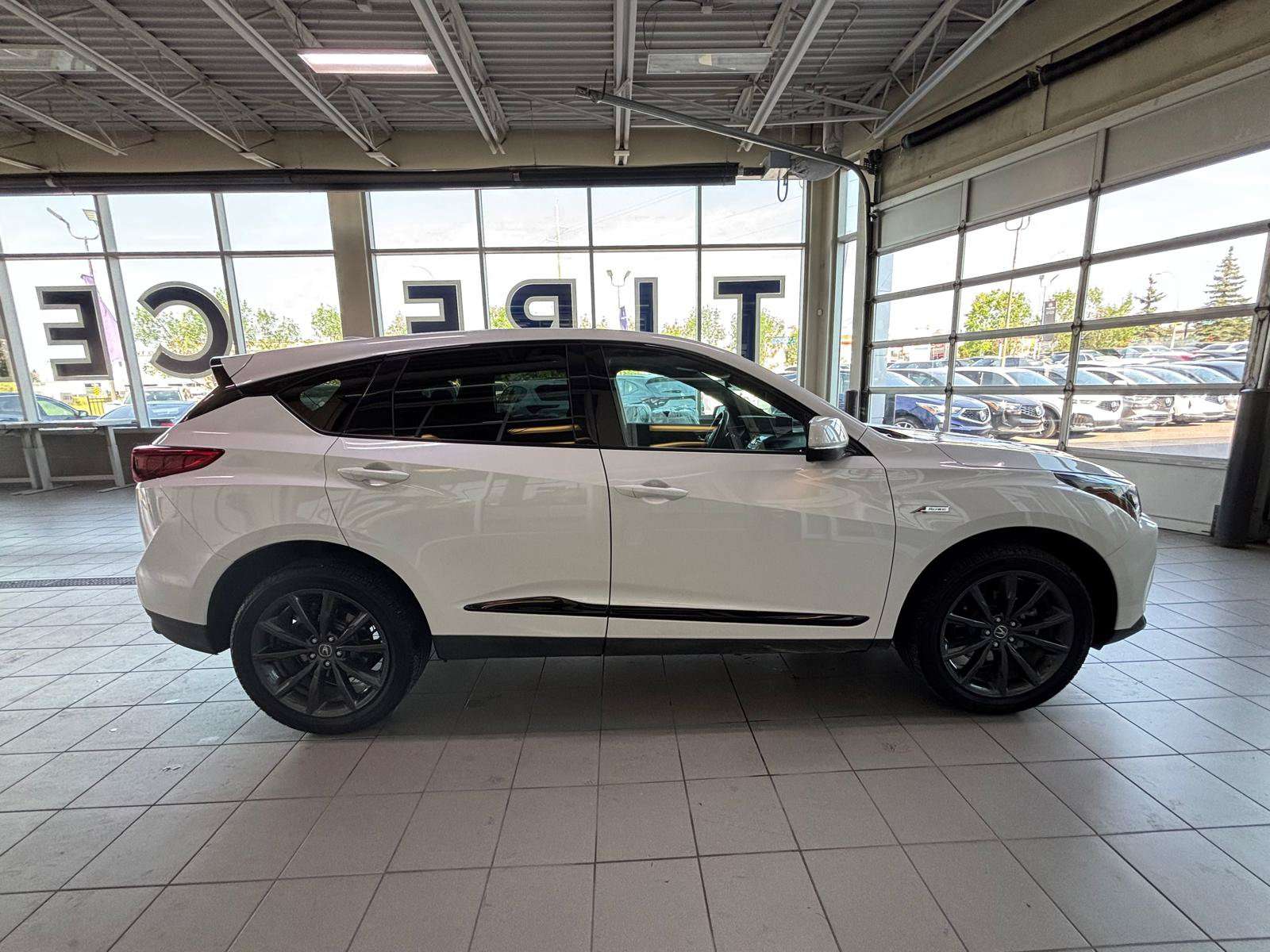 2025 Acura RDX