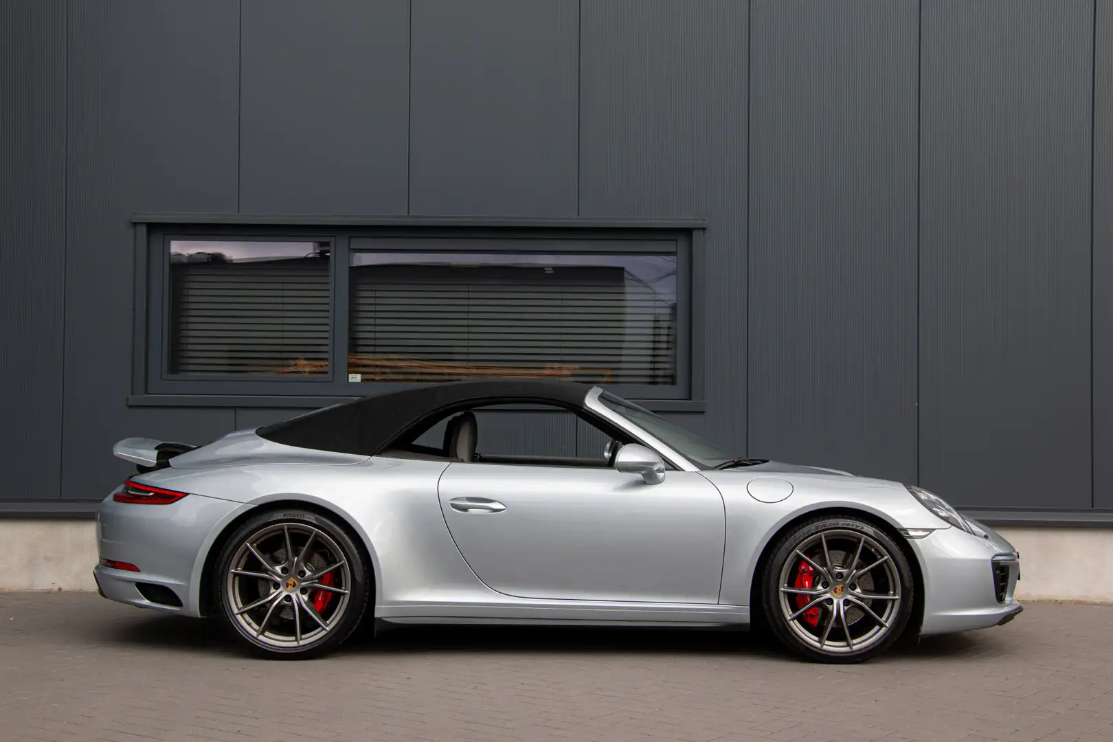 Porsche 991 Cabrio 3.0 Carrera 4S 420PK | ACC | Burmester | PD Gris - 2