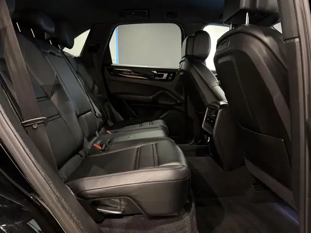 Porsche Cayenne E-Hybrid OPF**HEAD-UP**ACC**RFK**LH**SHZ** Ansicht 38