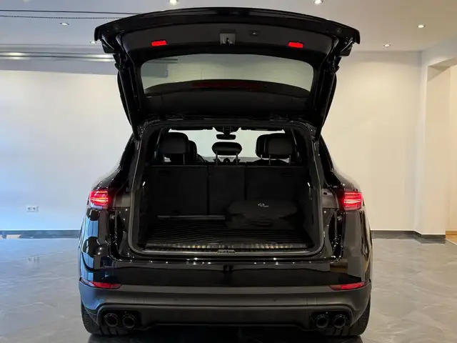 Porsche Cayenne E-Hybrid OPF**HEAD-UP**ACC**RFK**LH**SHZ** Ansicht 43