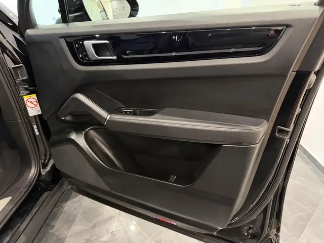 Porsche Cayenne E-Hybrid OPF**HEAD-UP**ACC**RFK**LH**SHZ** Ansicht 36