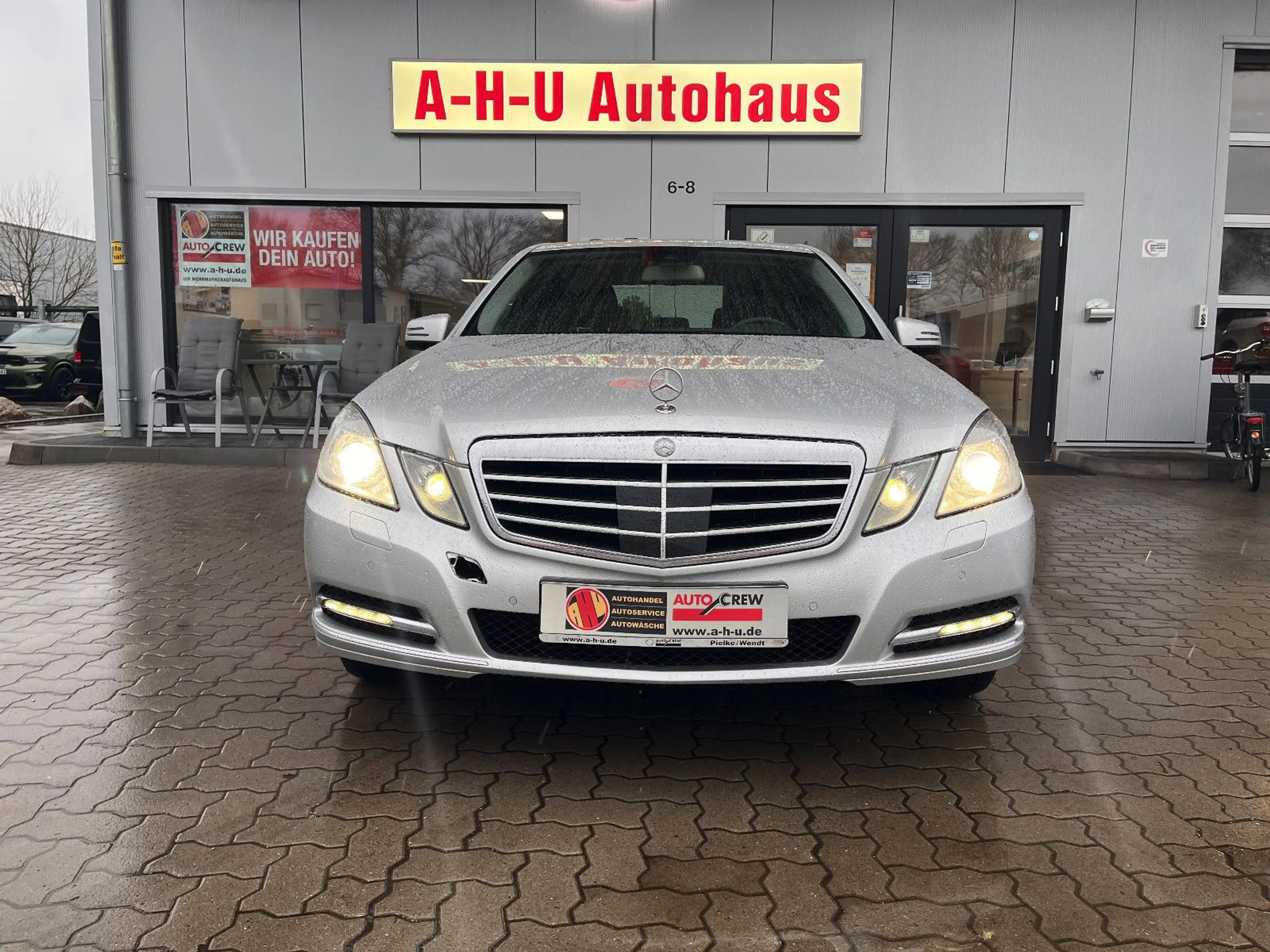 Mercedes-Benz E 220 Limousine CDI BlueEfficiency Elegance — photo 3