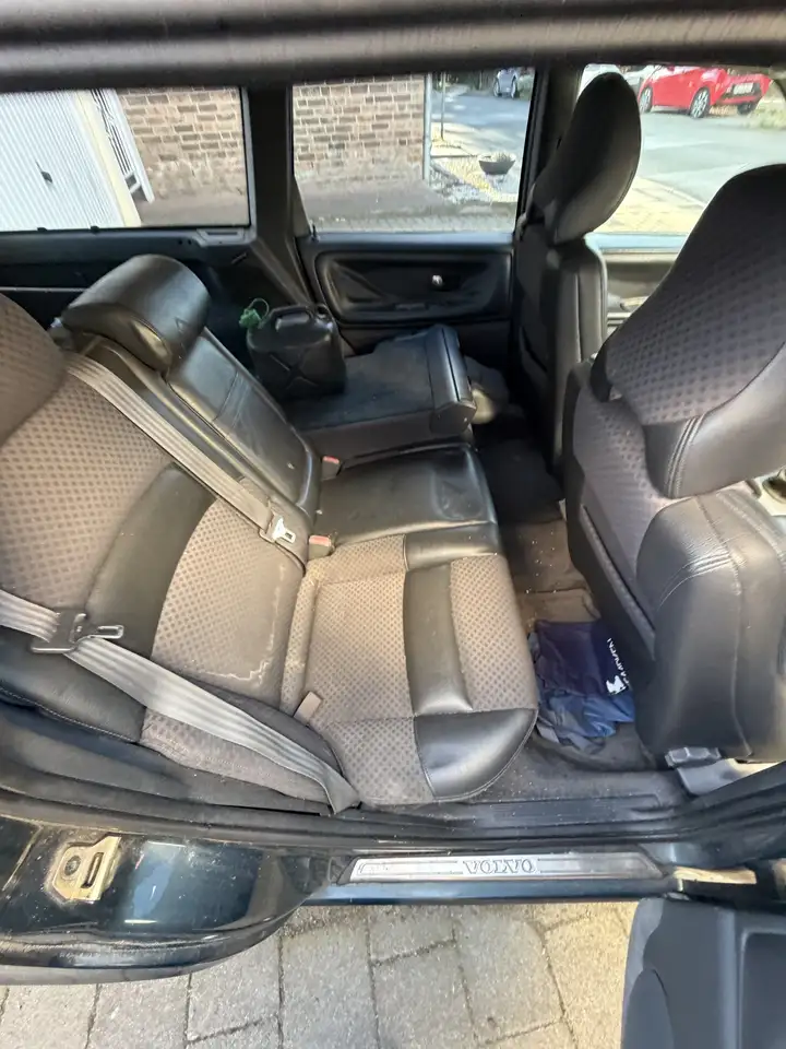 Volvo V70 2.5, foto 6
