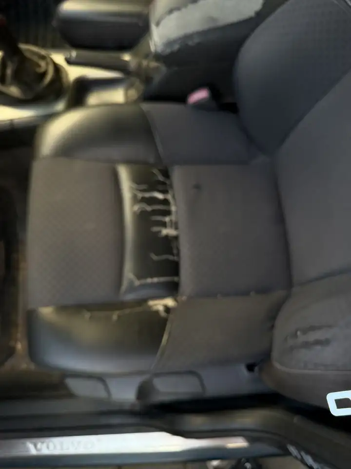 Volvo V70 2.5, foto 10