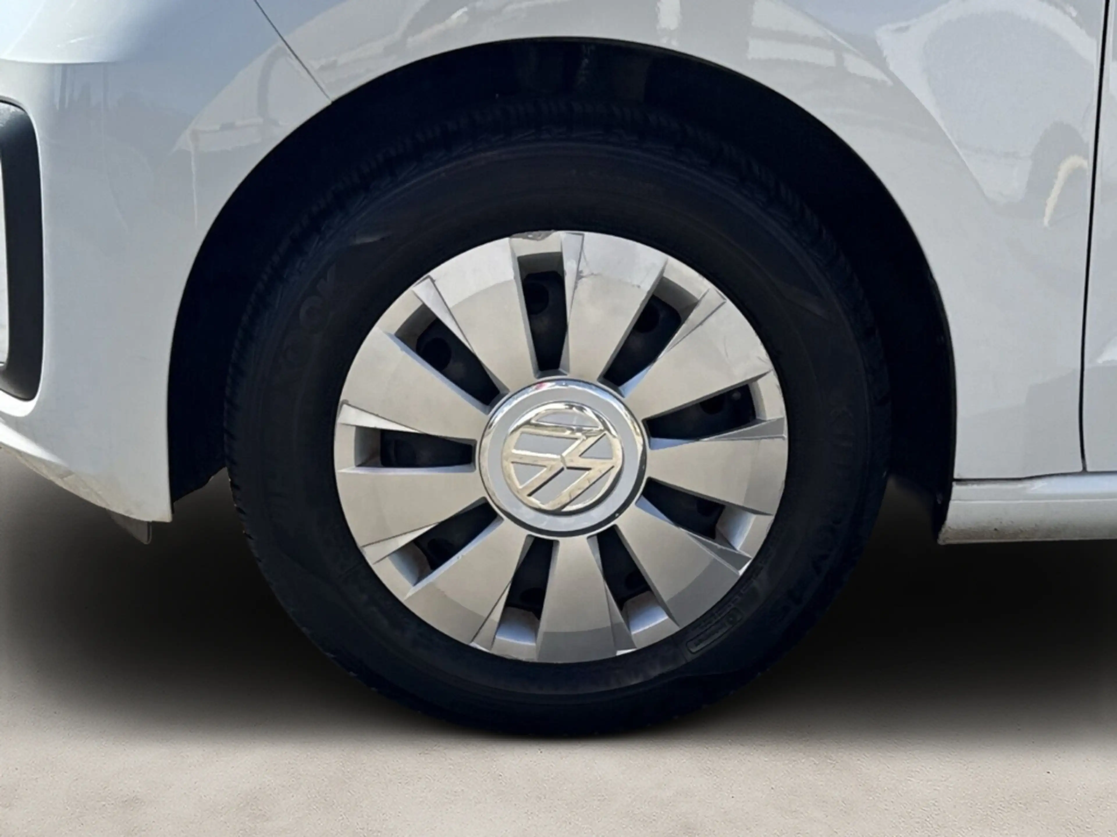Volkswagen up! move 1.0 5-Gang BT SHZ Klima Spieg. beheizbar LED- — photo 7